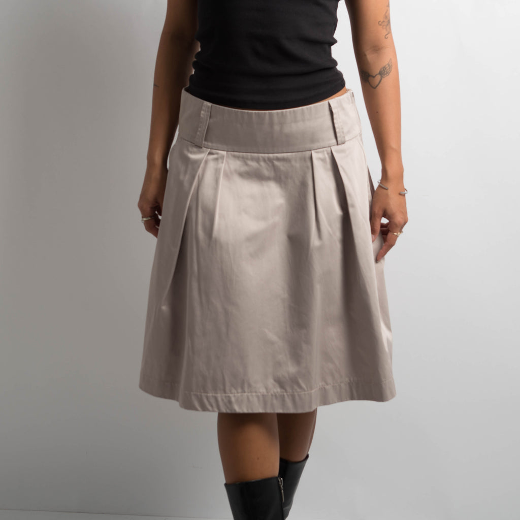 BEIGE PLEATED SKIRT