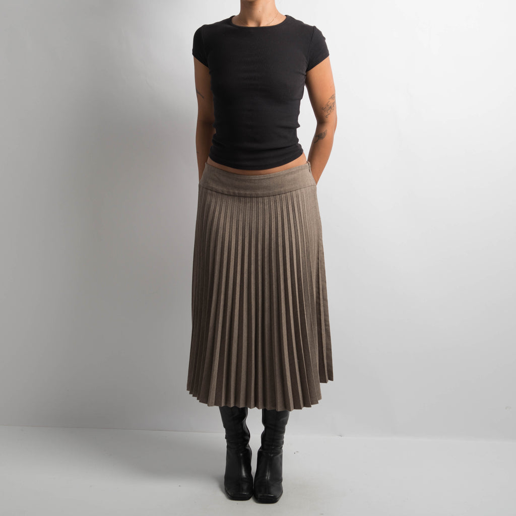 BROWN TEXTURED MIDI SKIRT