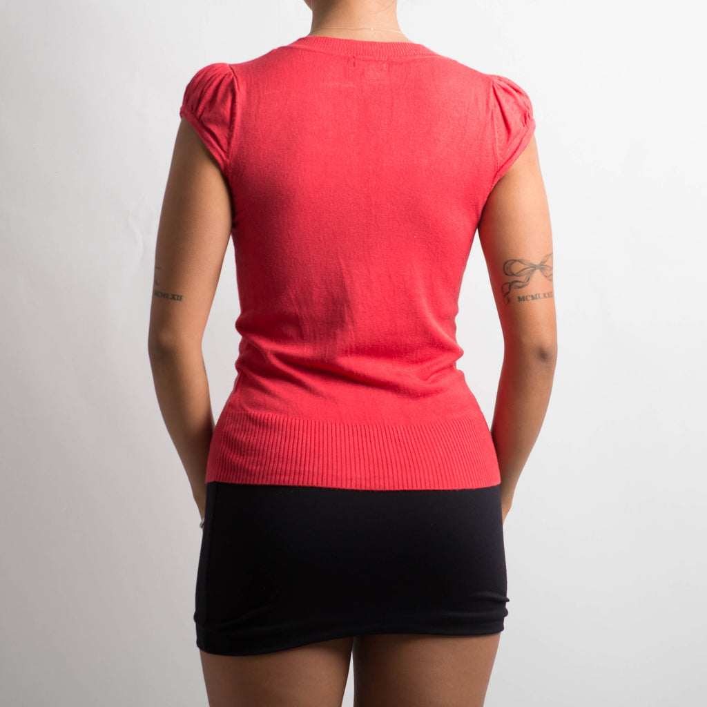 CORAL V NECK KNIT TOP