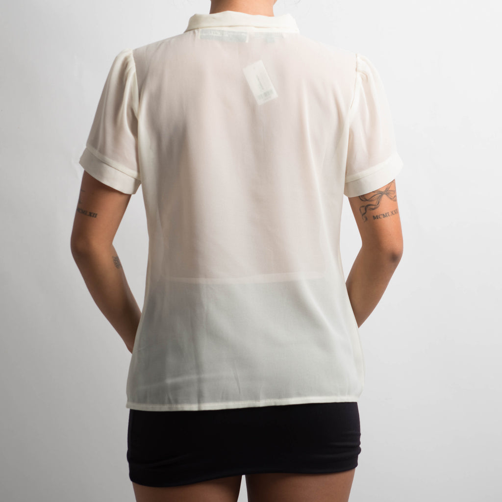 CREAM SHEER RUFFLE TOP