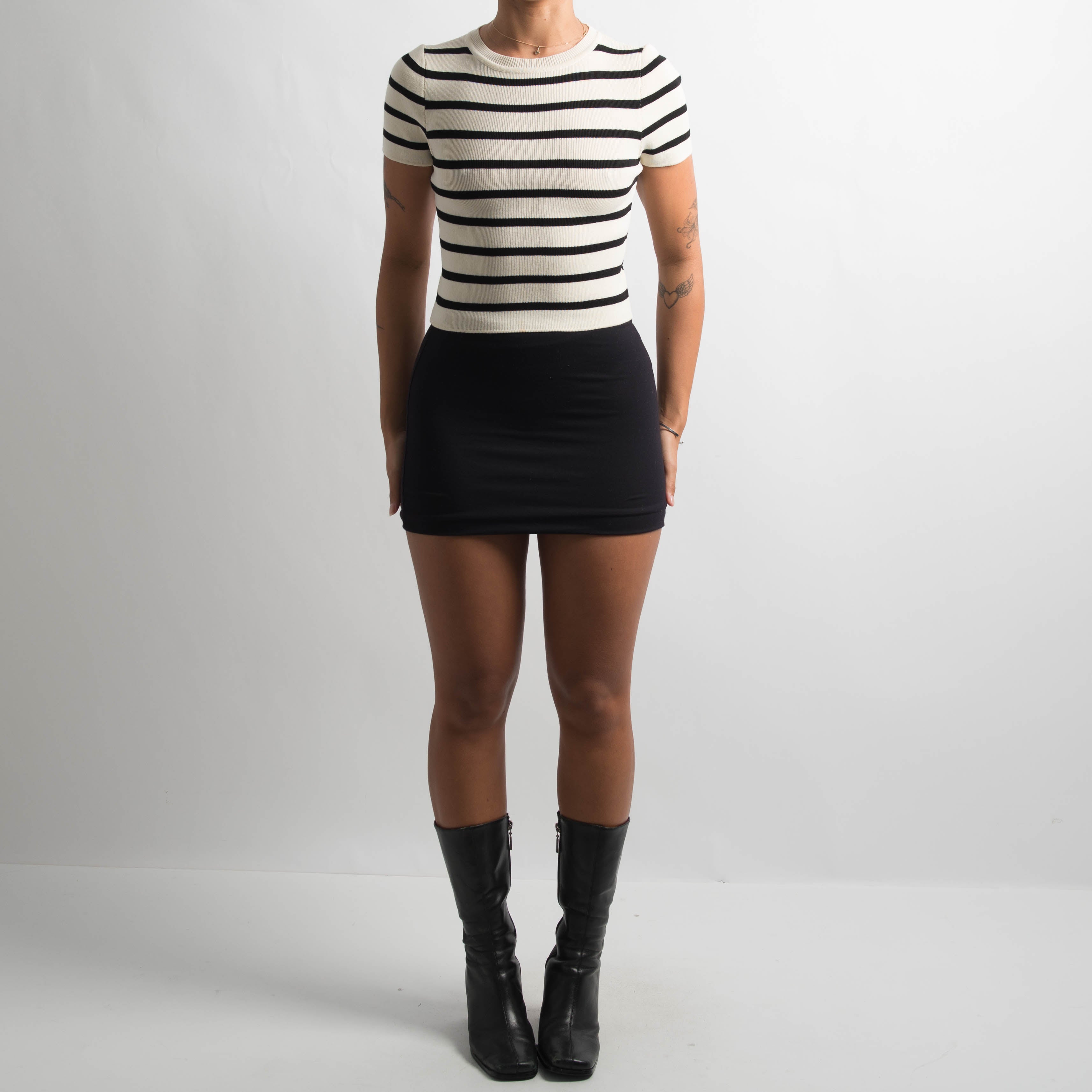 STRIPE KNIT CROP TOP