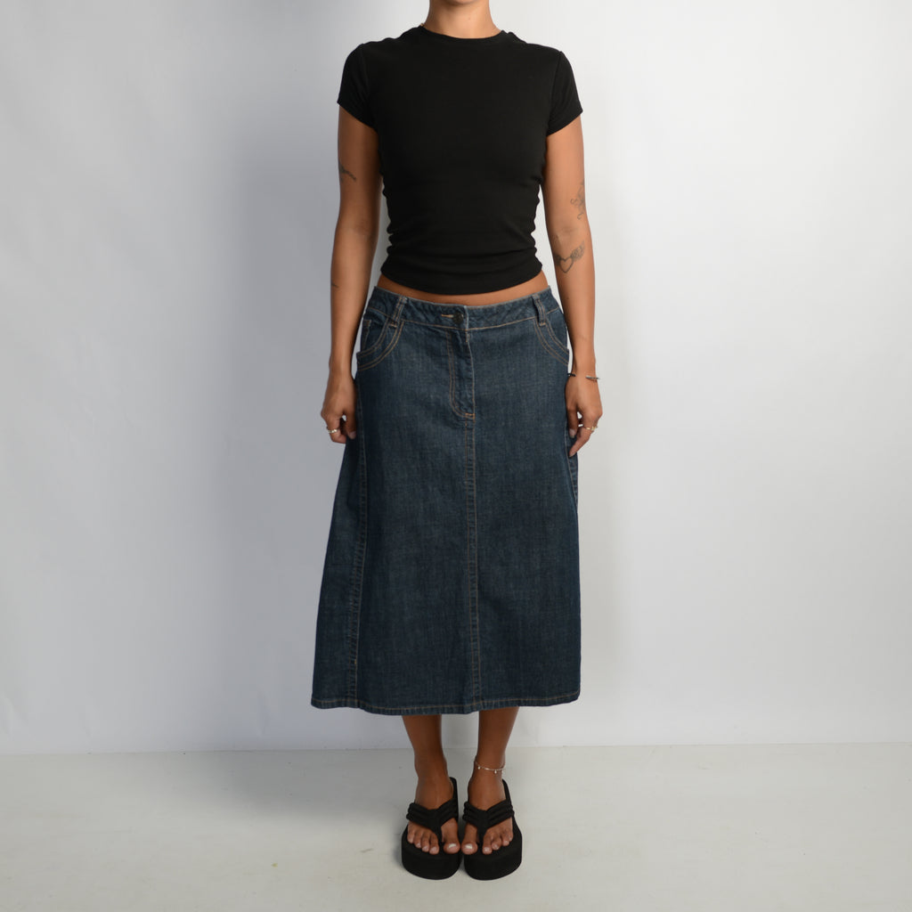 DARK WASH MIDI SKIRT
