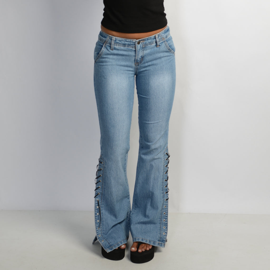 LACE UP FLARE JEANS