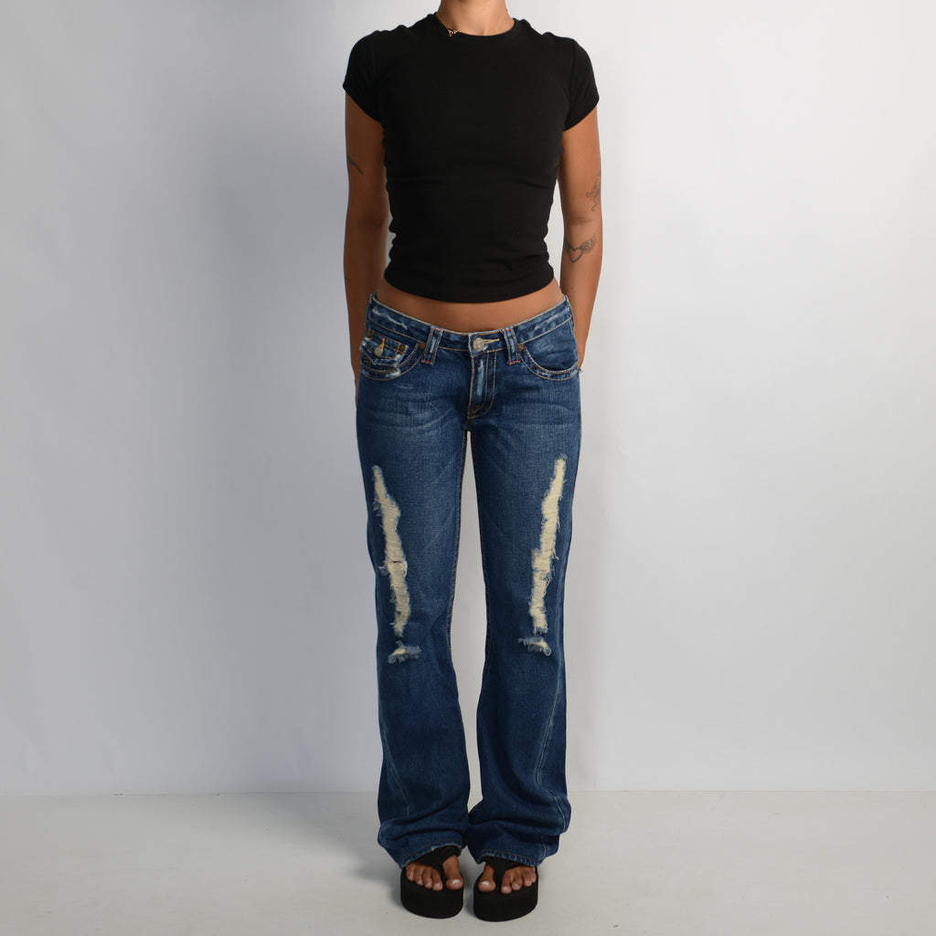 DISTRESSED BOOTCUT JEANS