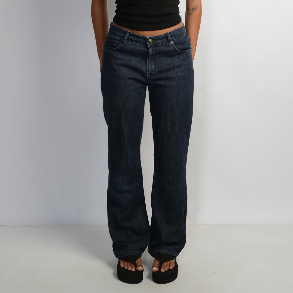 DARK WASH BOOTCUT JEANS