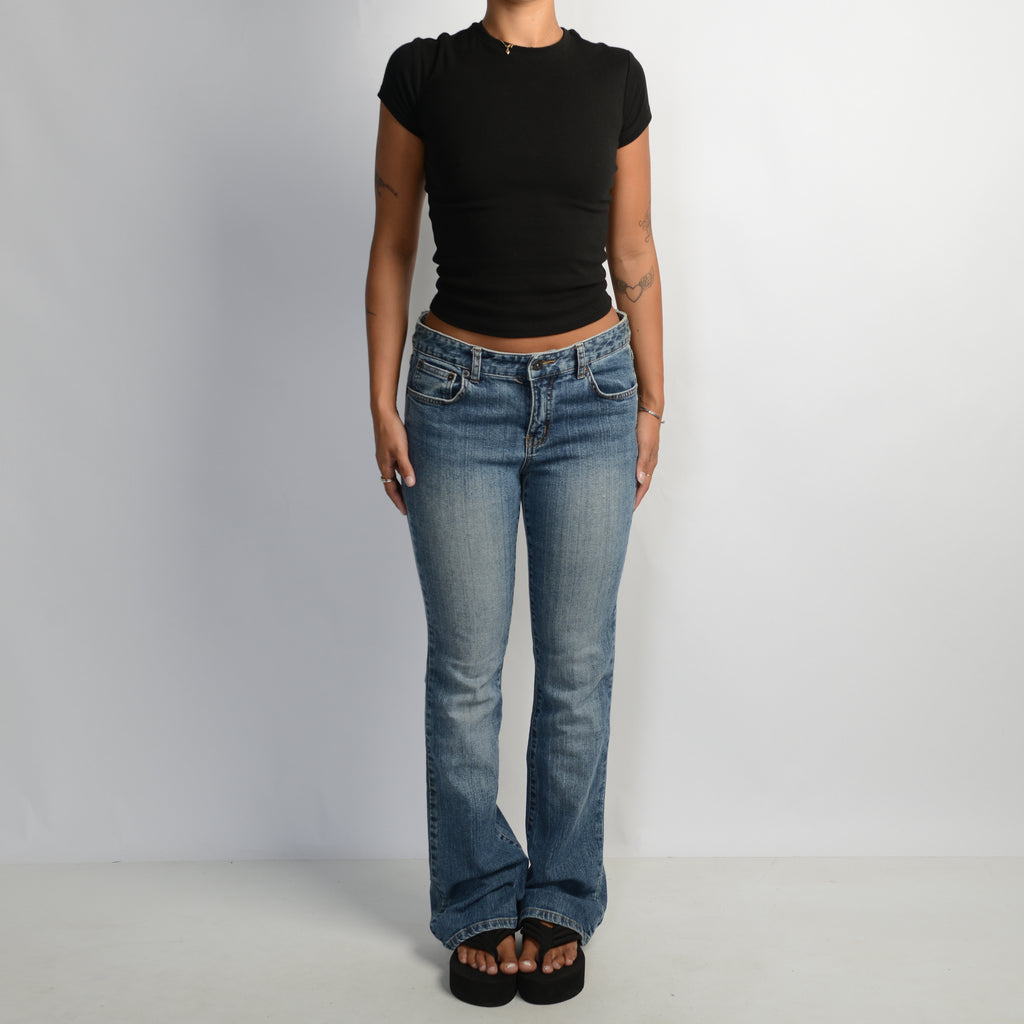 MID RISE BOOTCUT JEANS