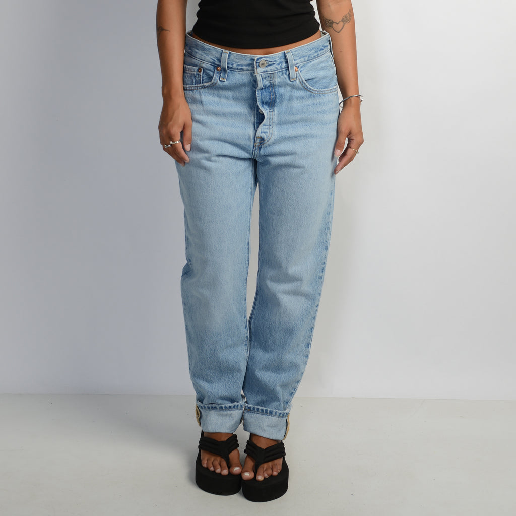 LEVIS 501 JEANS