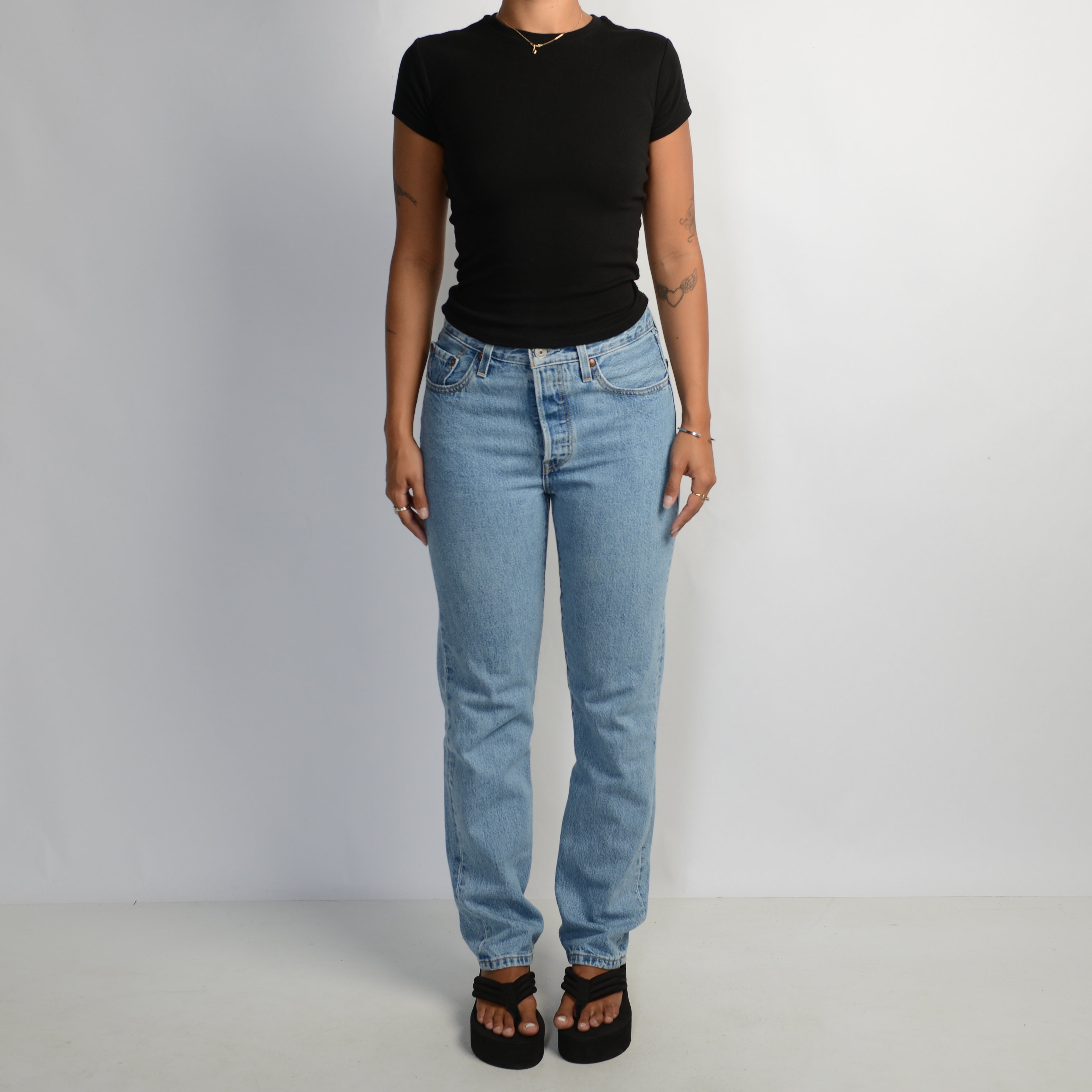 LEVIS 501 JEANS