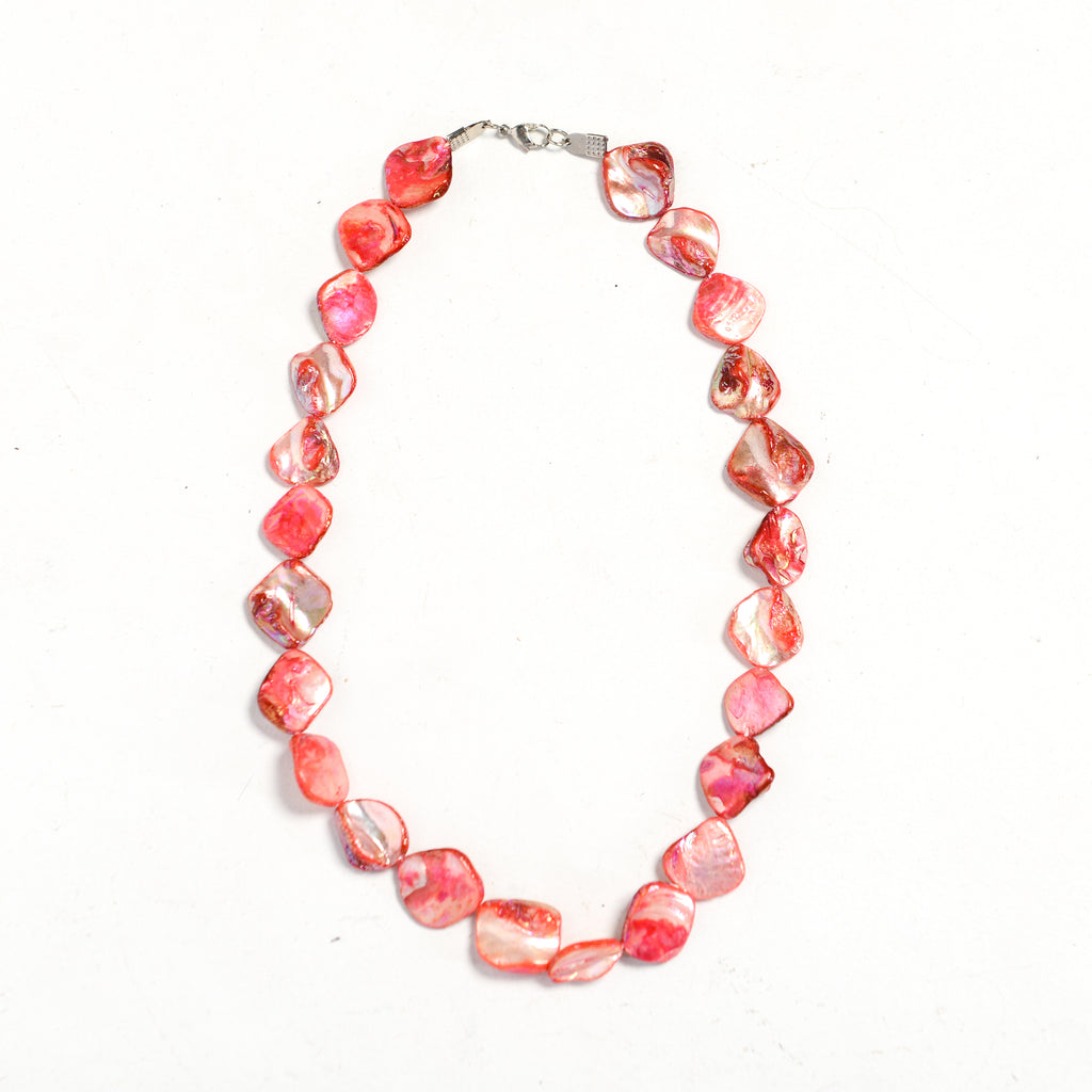 OPALESCENT BEADED NECKLACE