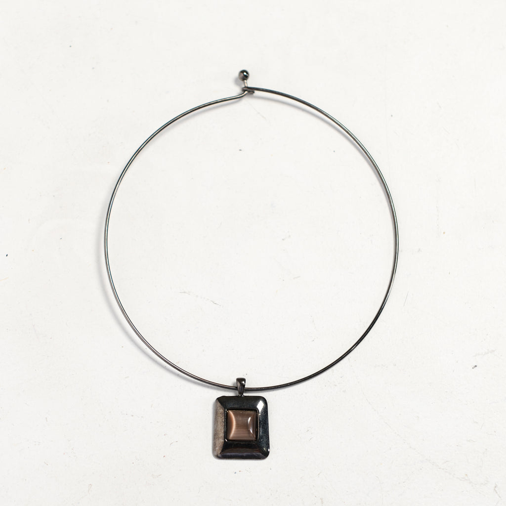 SQUARE PENDANT NECKLACE