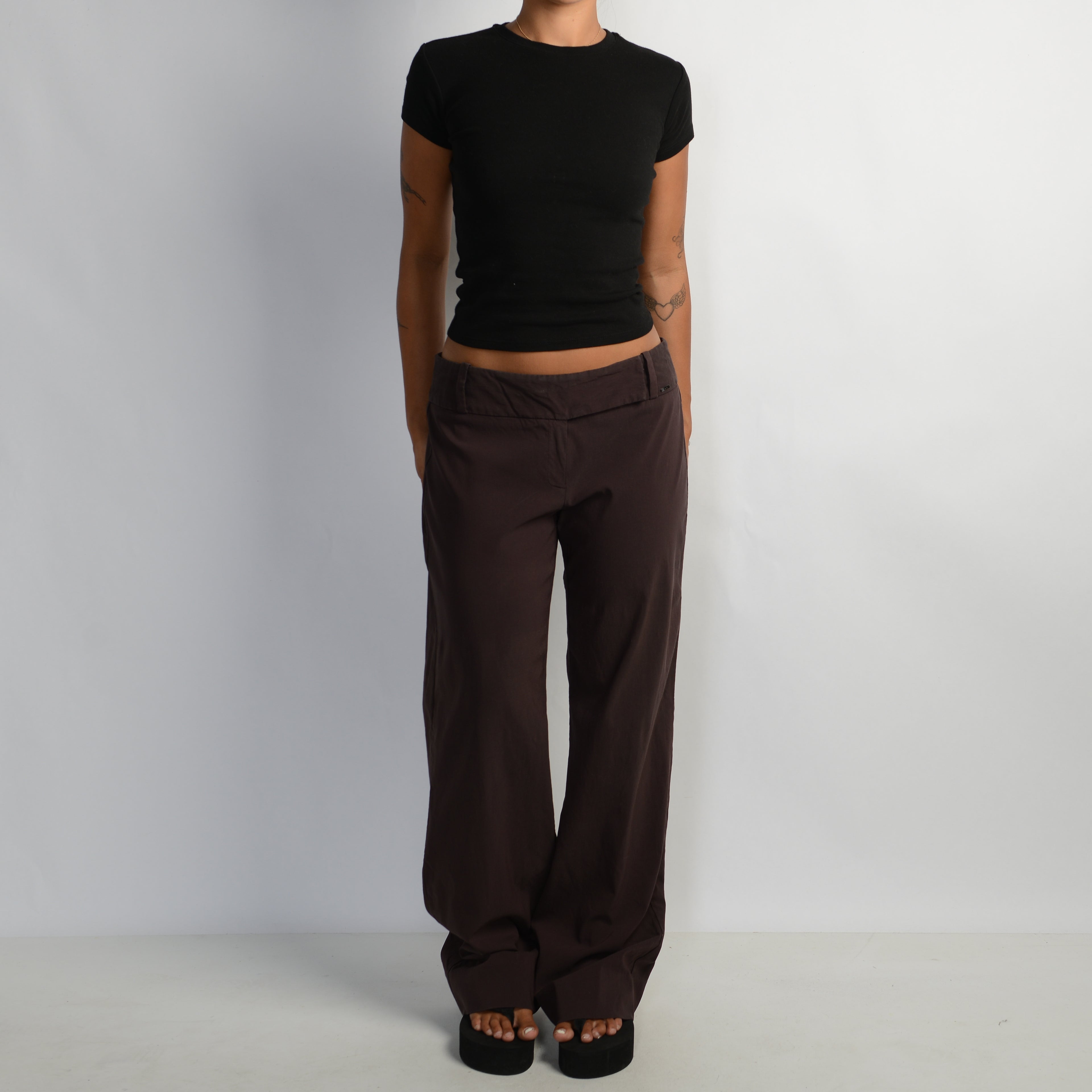 DEEP TAUPE WIDE LEG PANTS