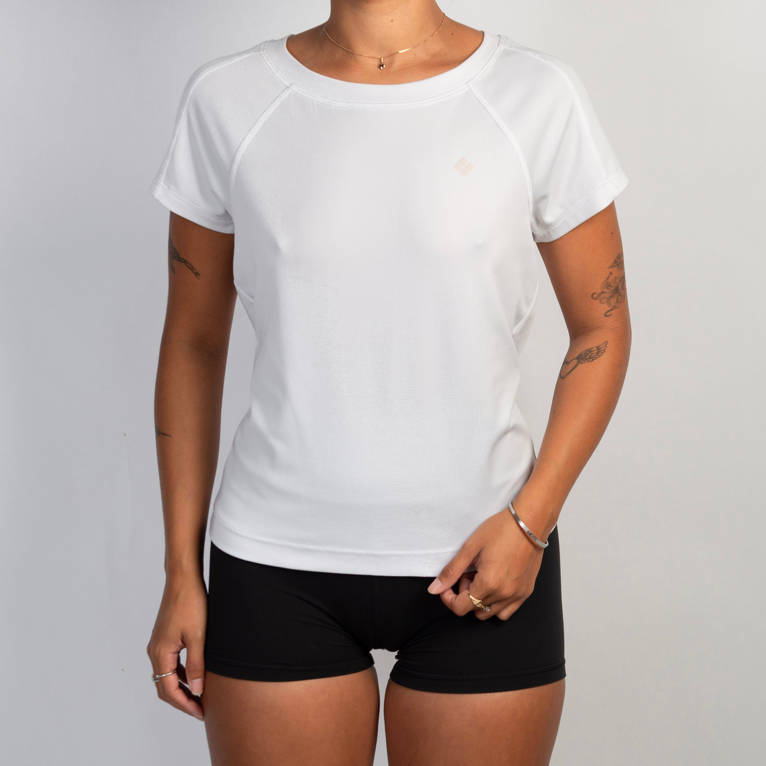 WHITE ACTIVE TEE