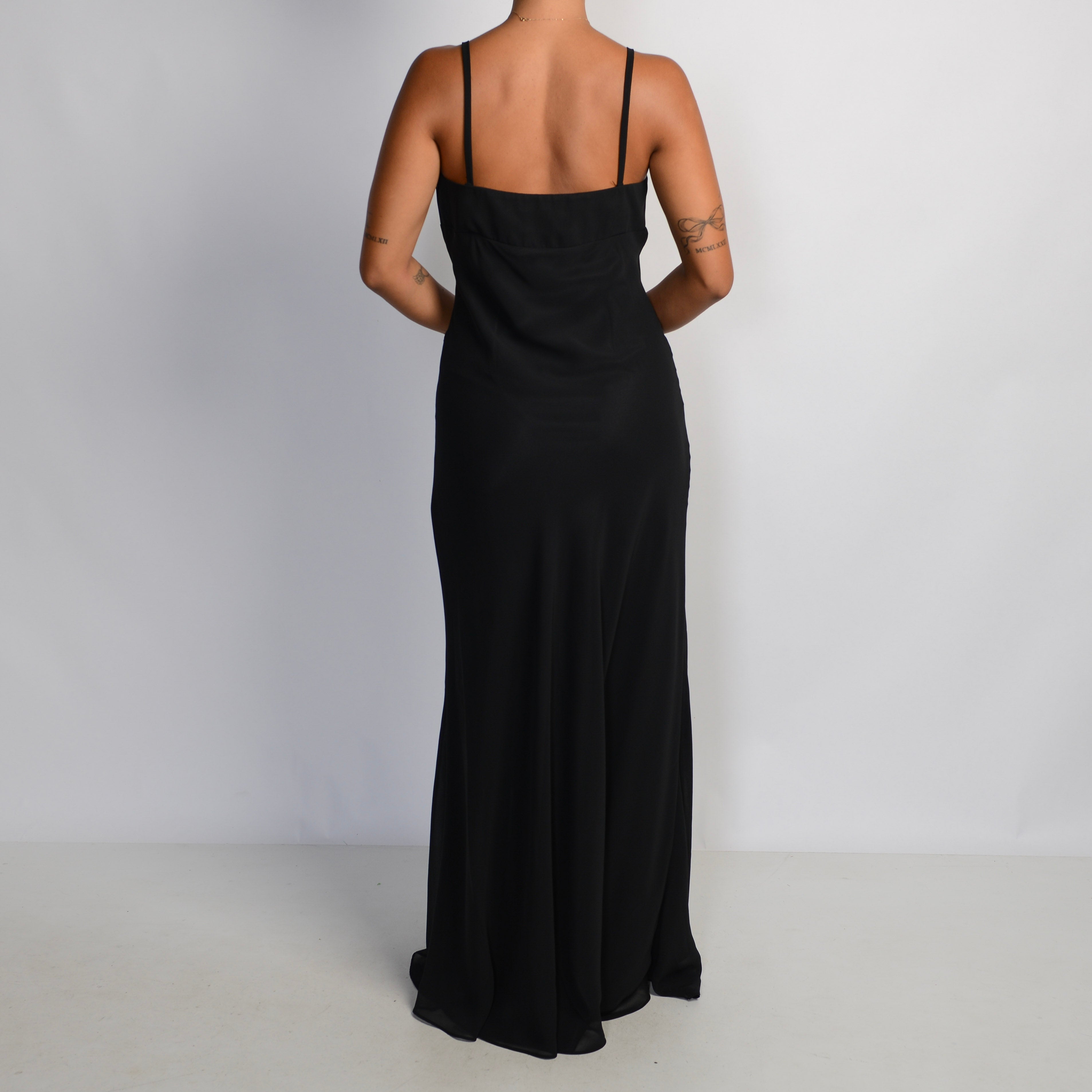Buy Second-Hand Formal Dresses | Preloved Formal Dresses BEAN BY JESS Buy Second-Hand Formal Dresses | Preloved Formal Dresses BEAN BY JESS