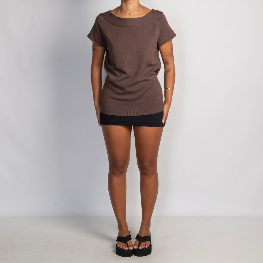 BROWN KNIT TOP