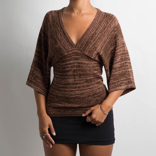 BROWN KNIT TOP