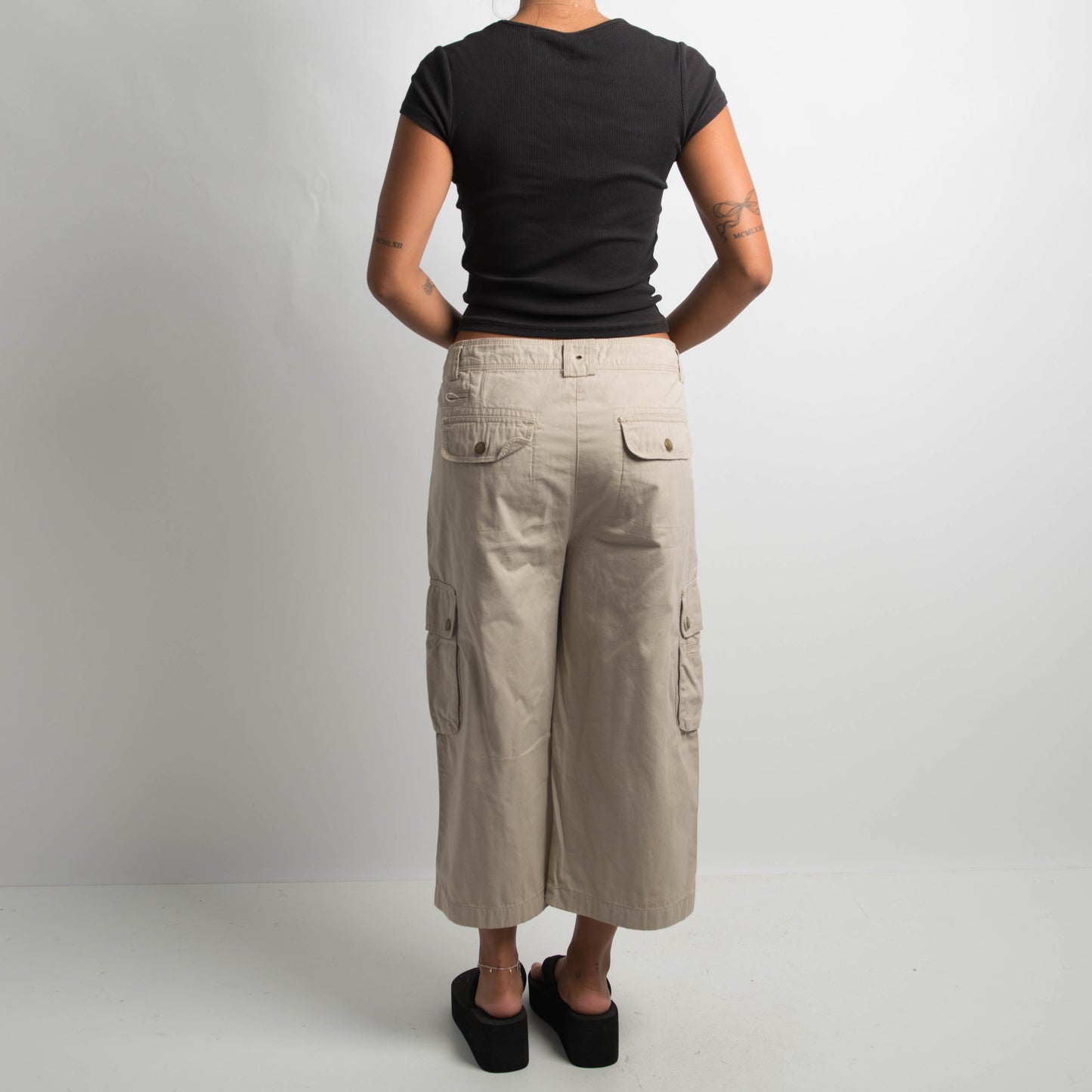 BEIGE CARGO PANTS