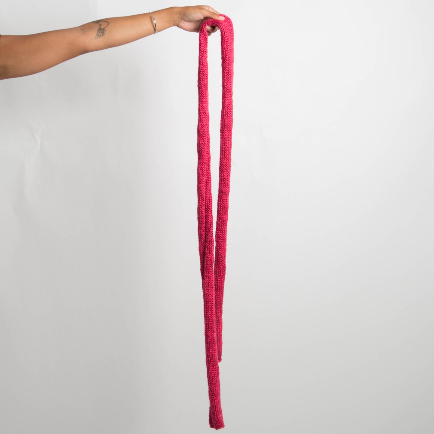 PINK KNIT SKINNY SCARF