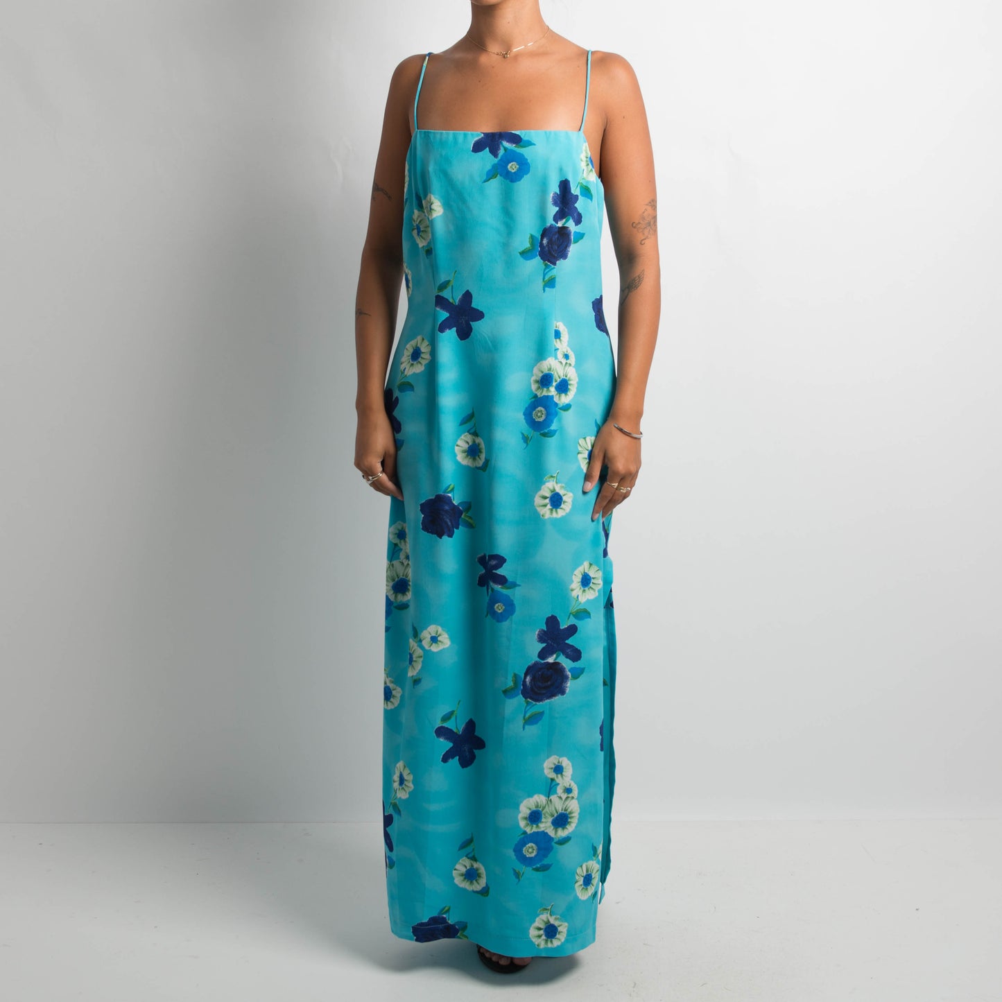 BLUE FLORAL MAXI DRESS