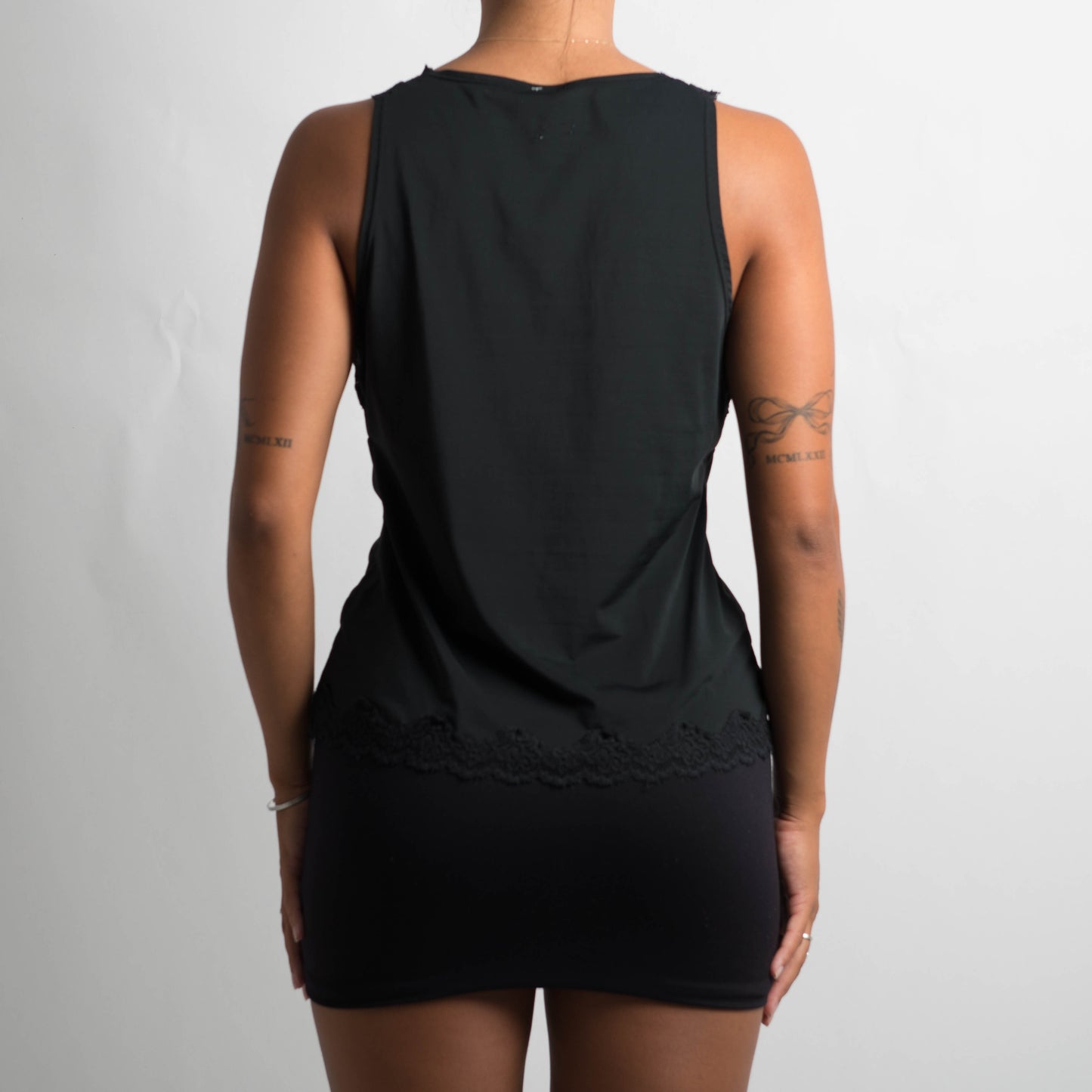 SLINKY BLACK CAMISOLE