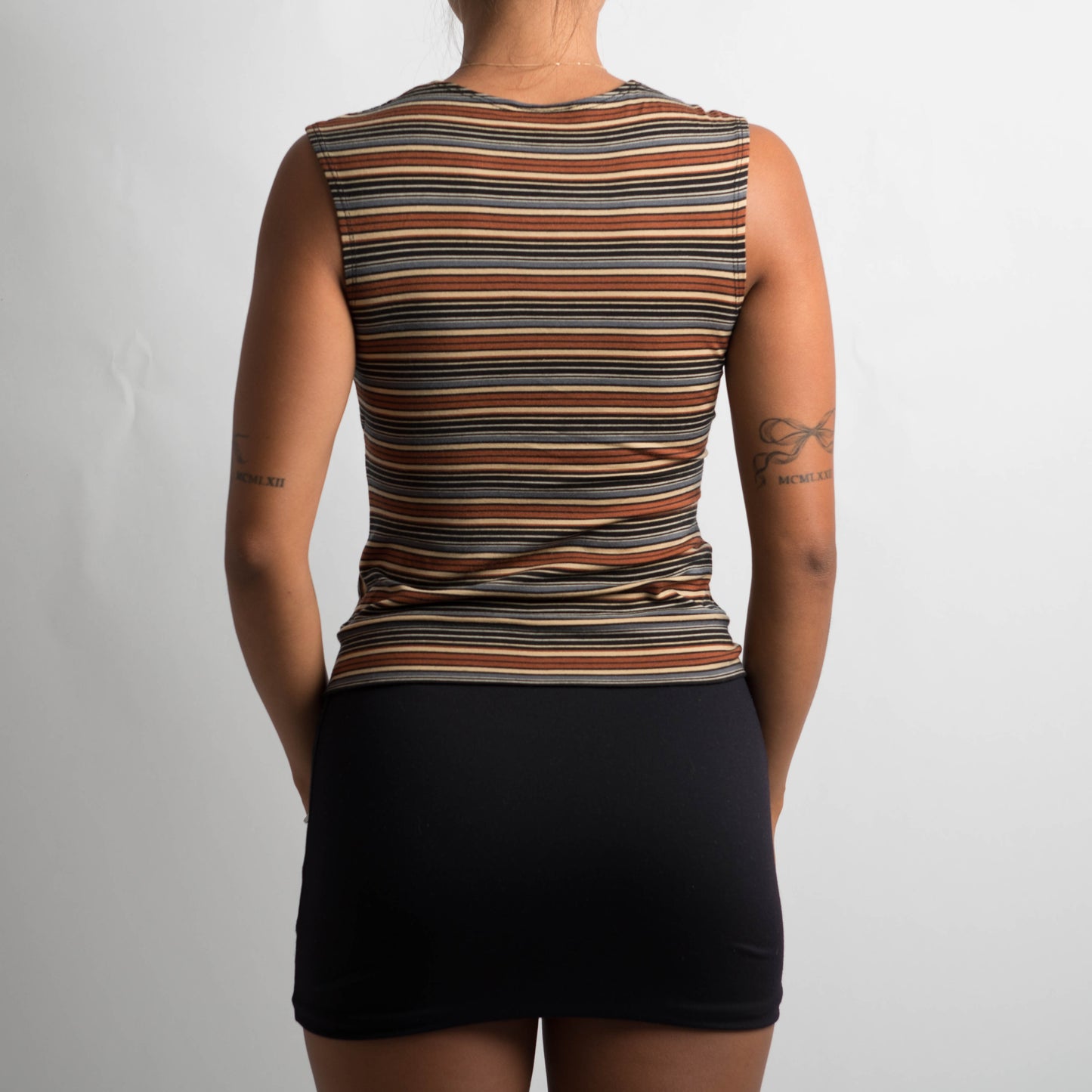 STRIPED STRETCH TOP