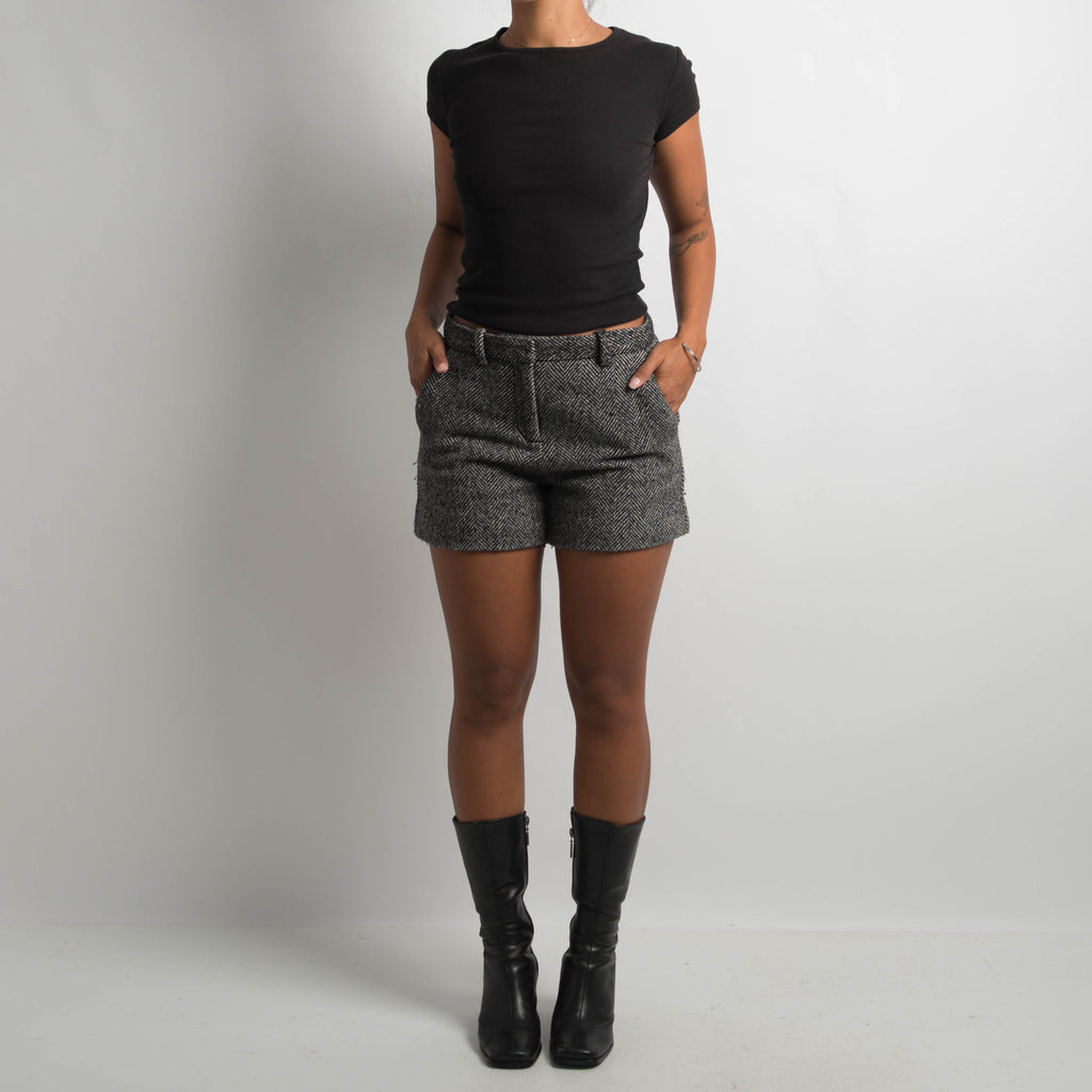 WOOL TAILORED SHORTS