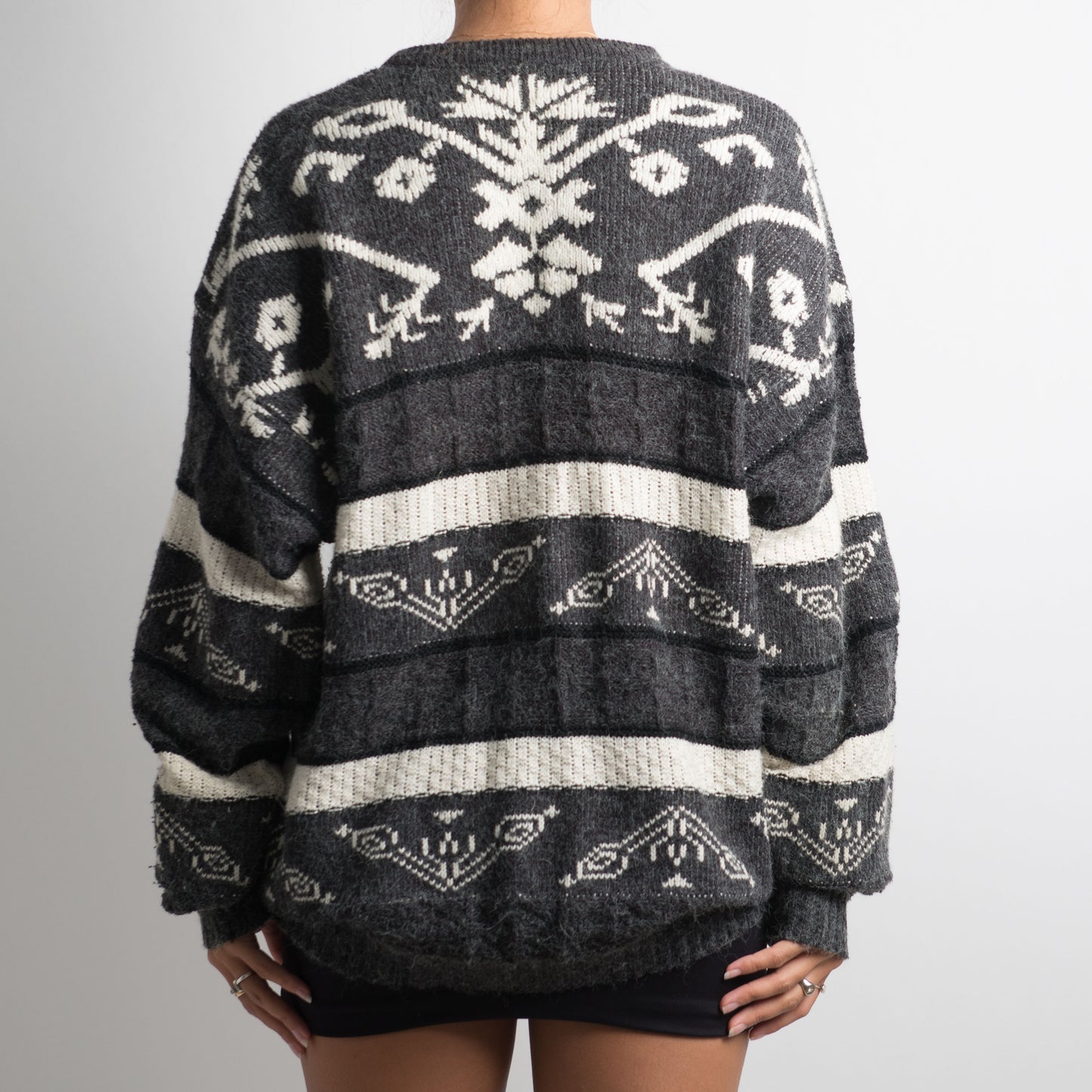 PATTERNED KNIT SWEATER