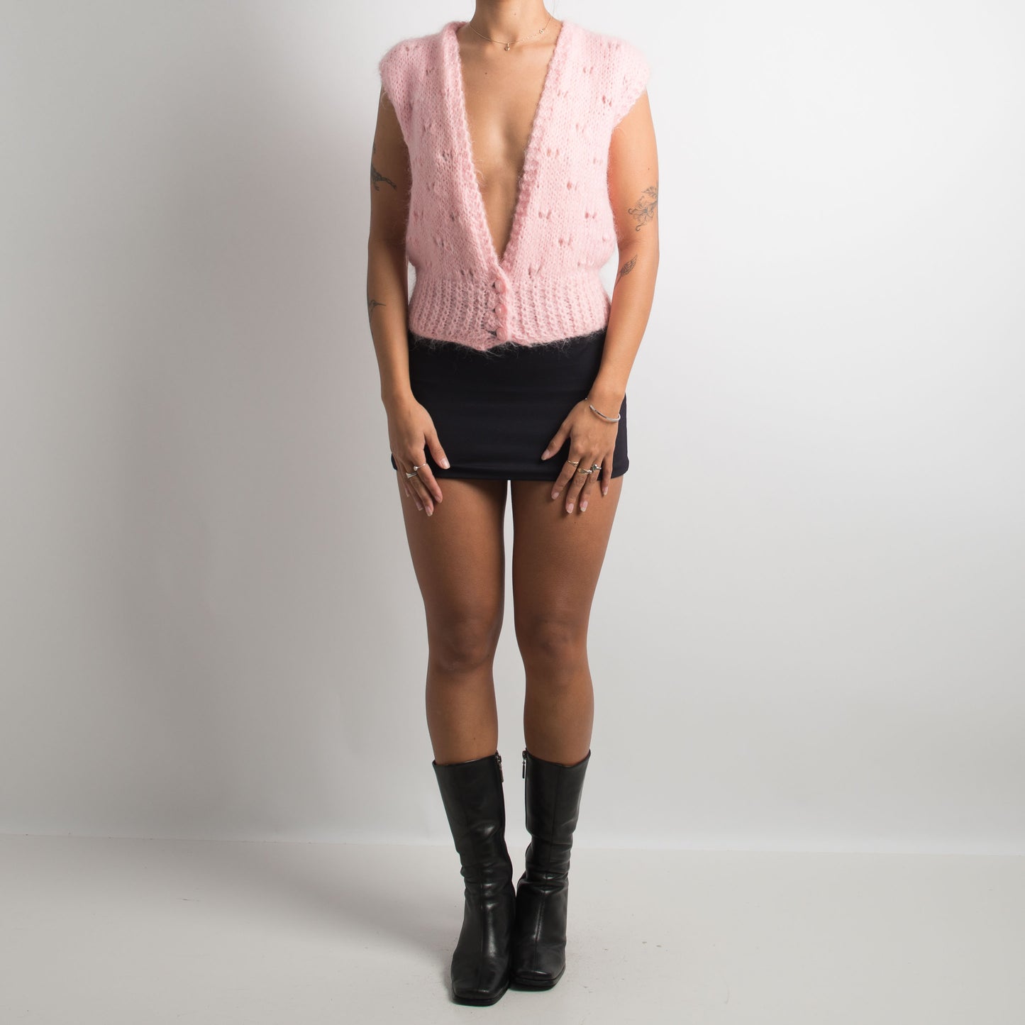 PINK KNIT VEST