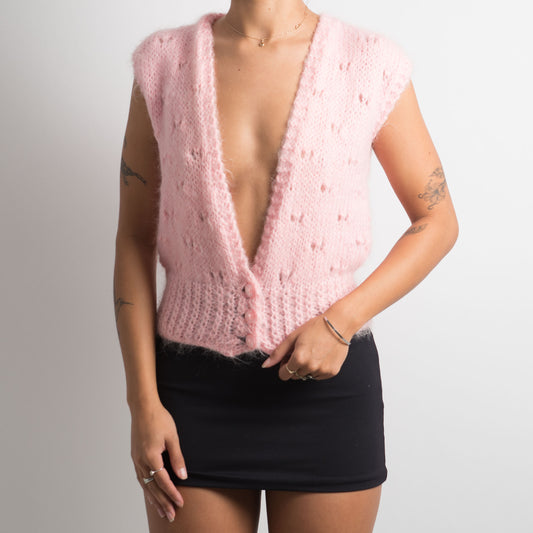 PINK KNIT VEST