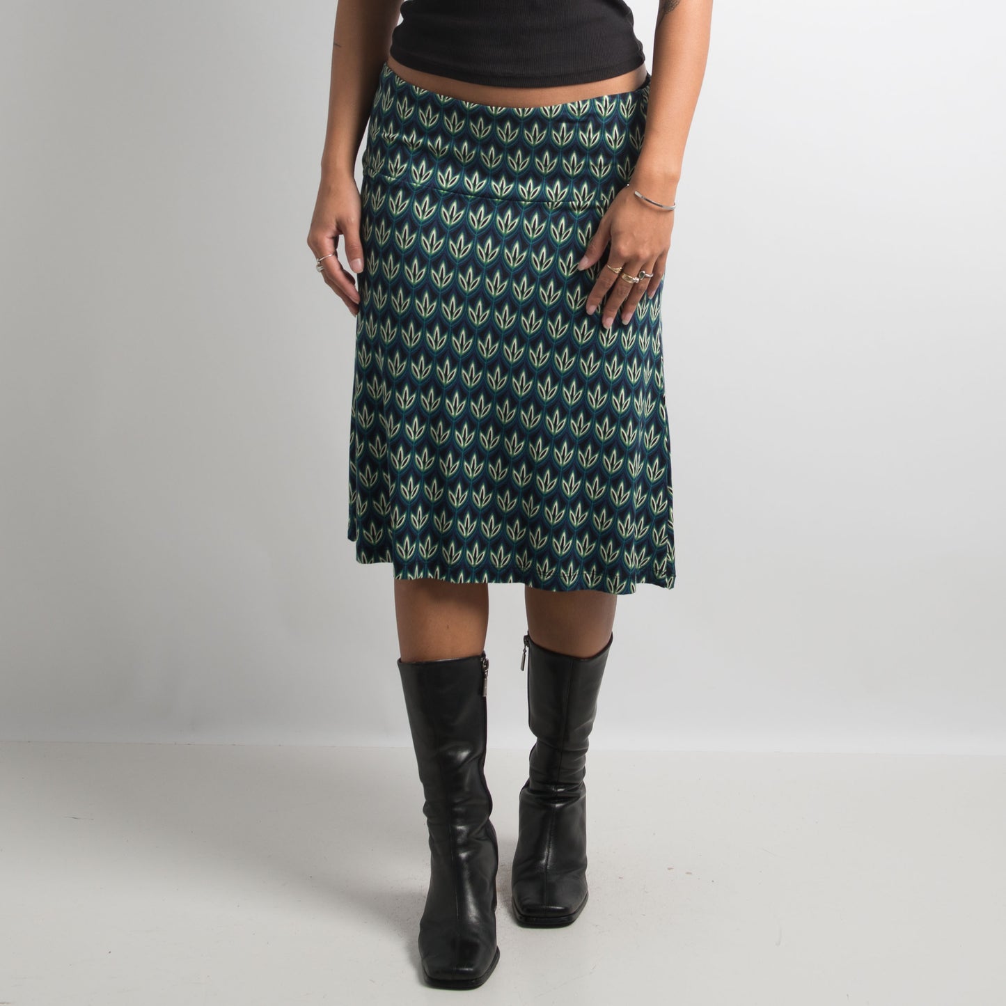 SOFT PATTERNED MIDI SKIRT