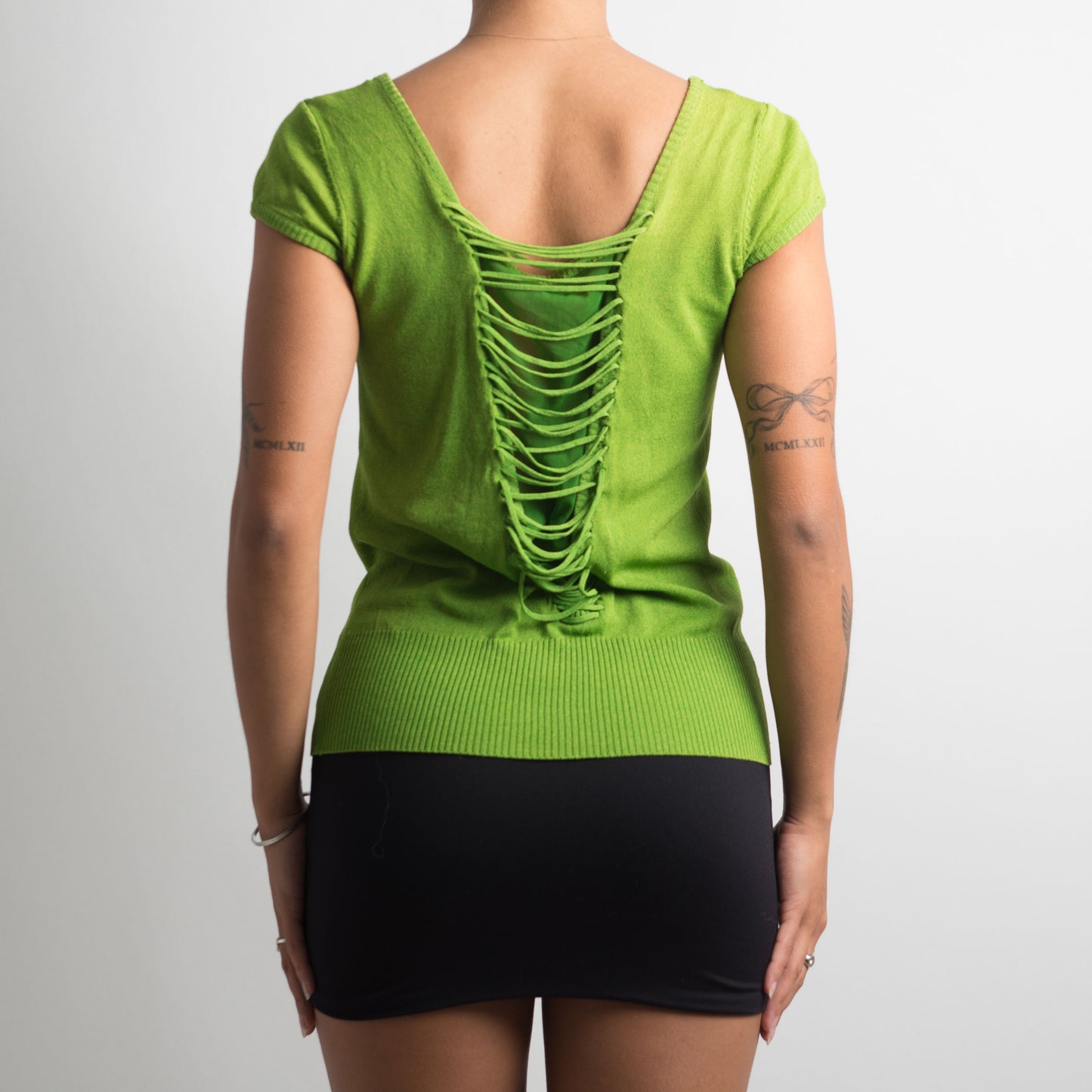 GREEN STRETCH TOP