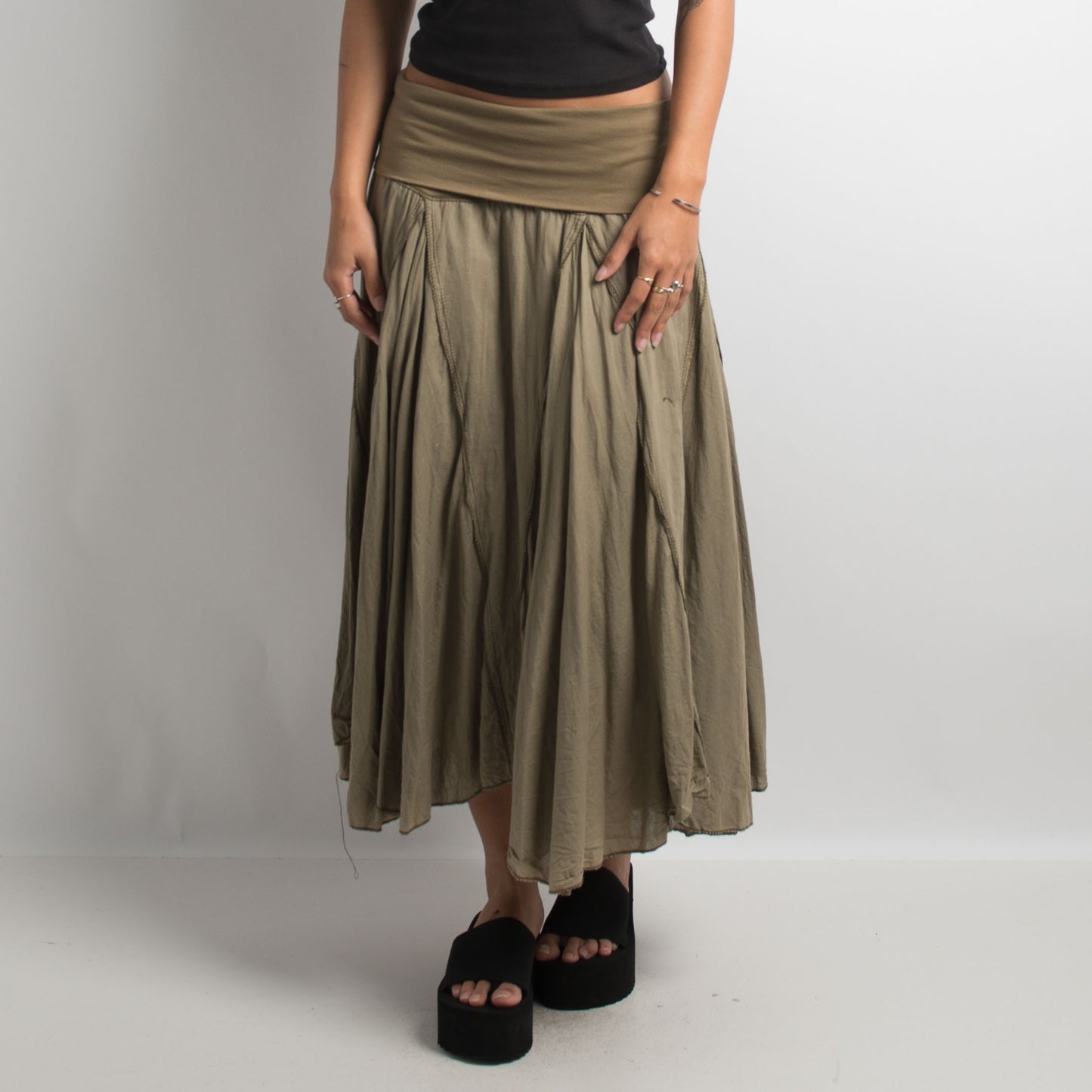 KHAKI LONGLINE SKIRT