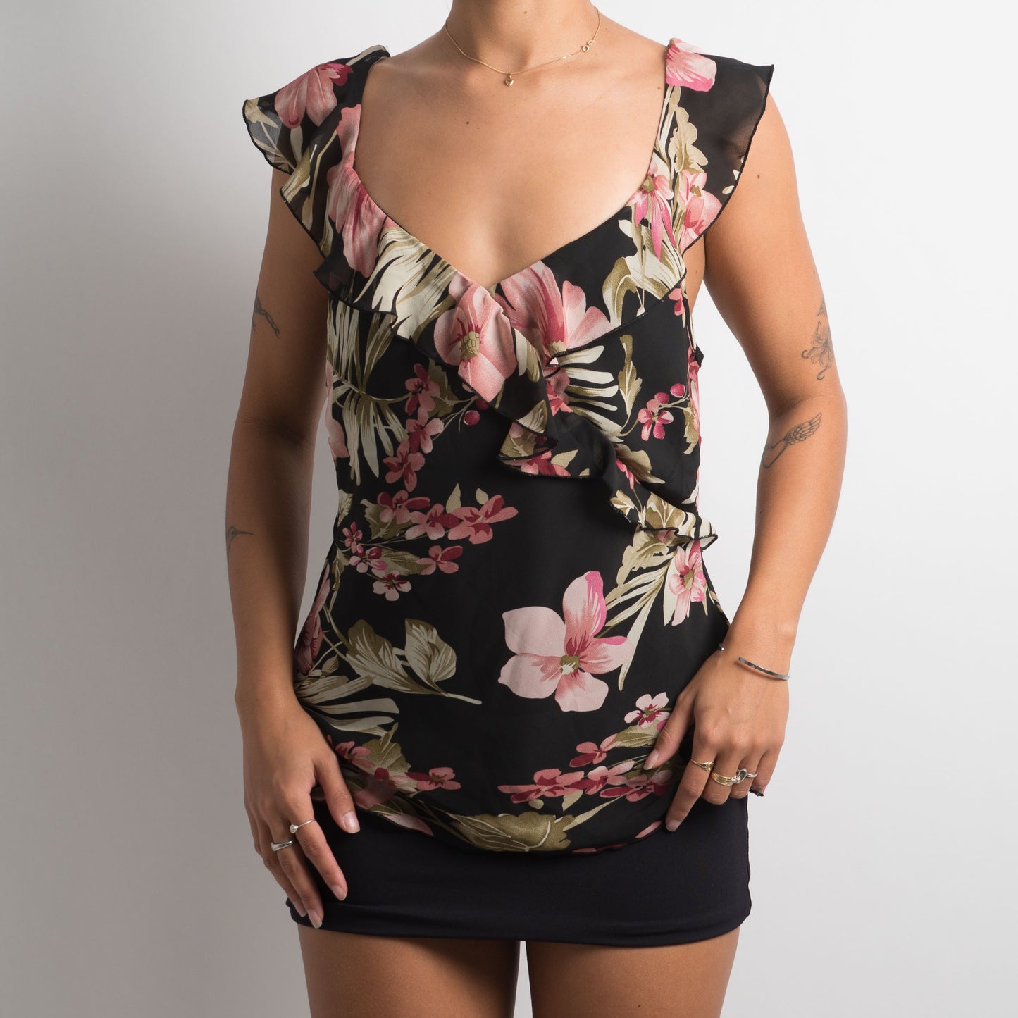 FLORAL RUFFLE CAMISOLE