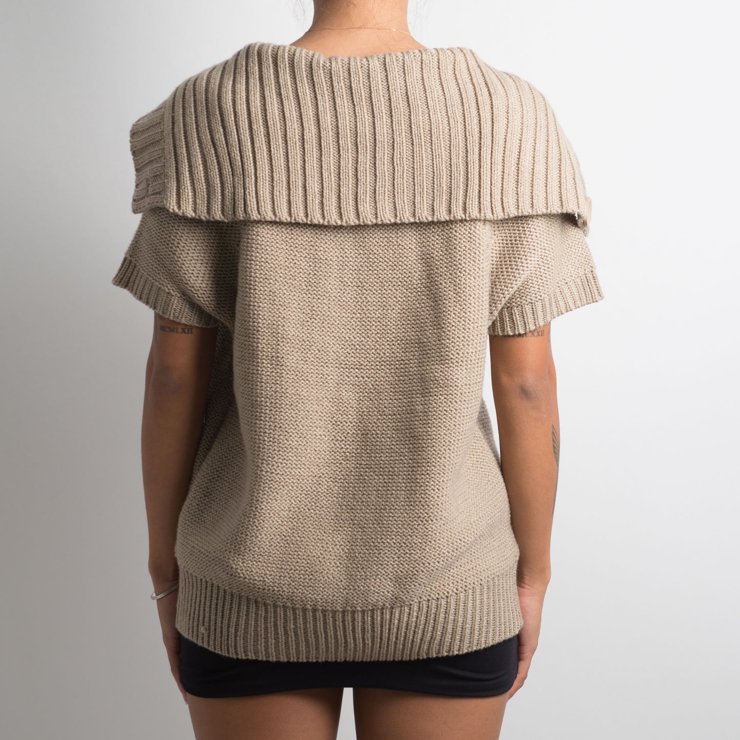 KNIT SHORT SLEEVE CARDIGAN