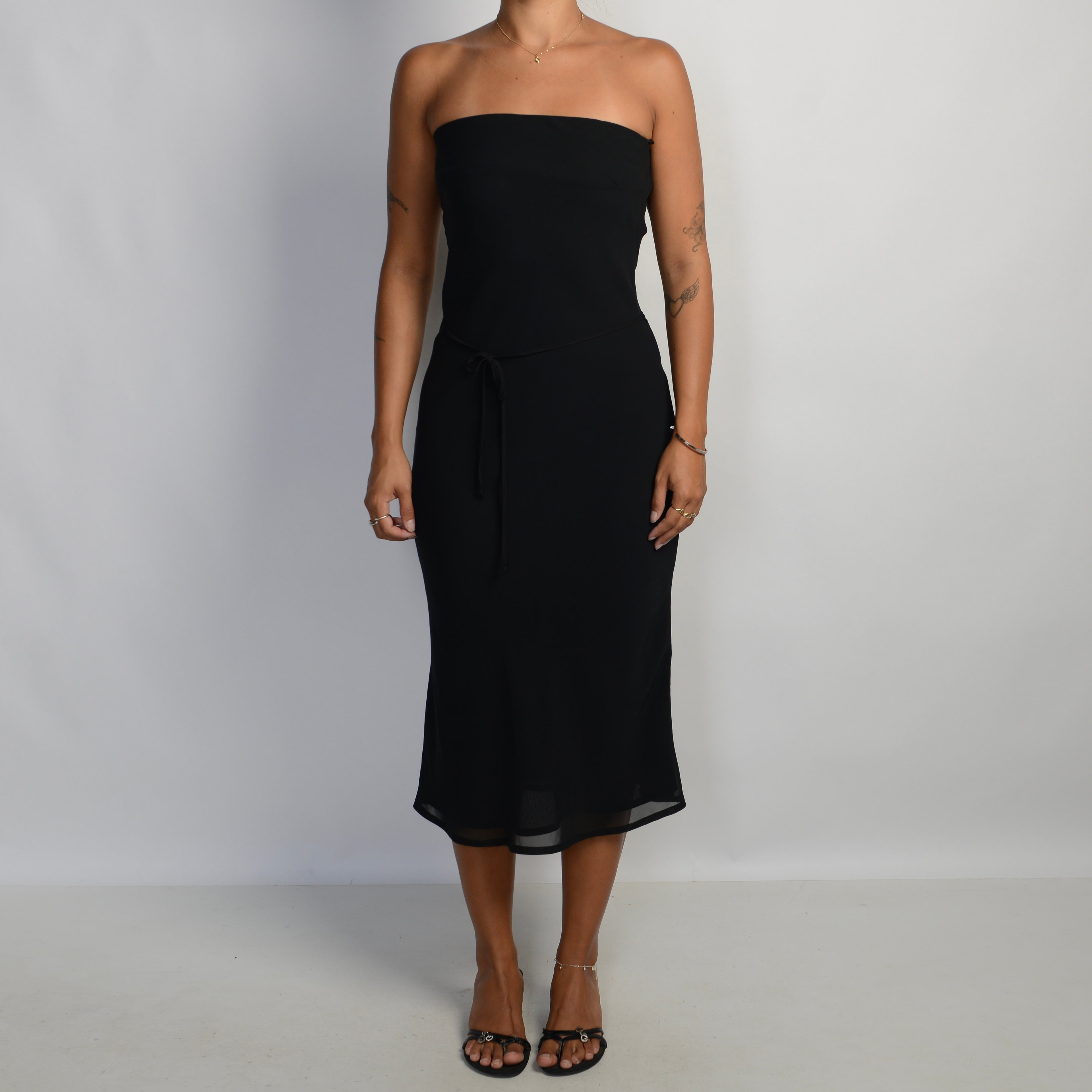BLACK STRAPLESS MIDI DRESS