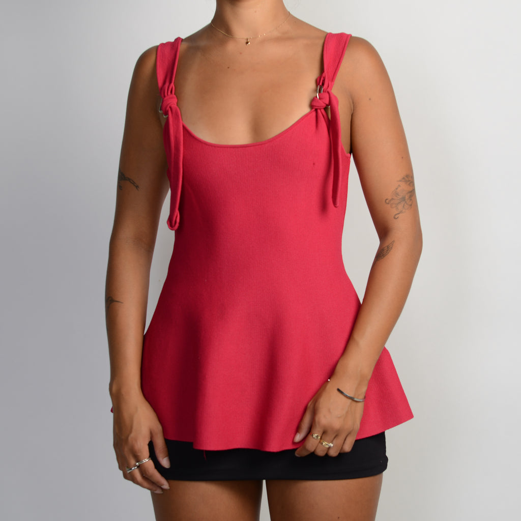 RASPBERRY KNIT TOP