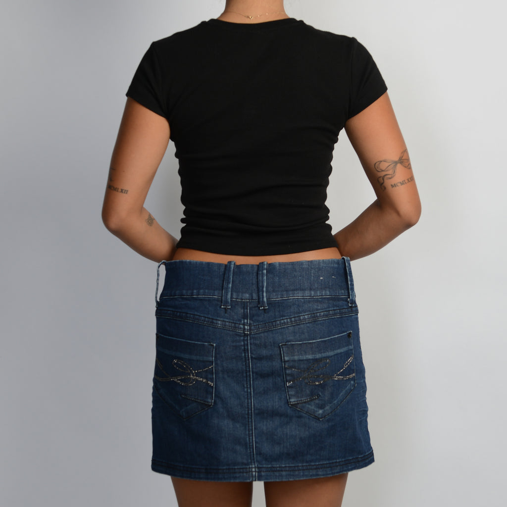 DARK WASH DENIM MINI SKIRT
