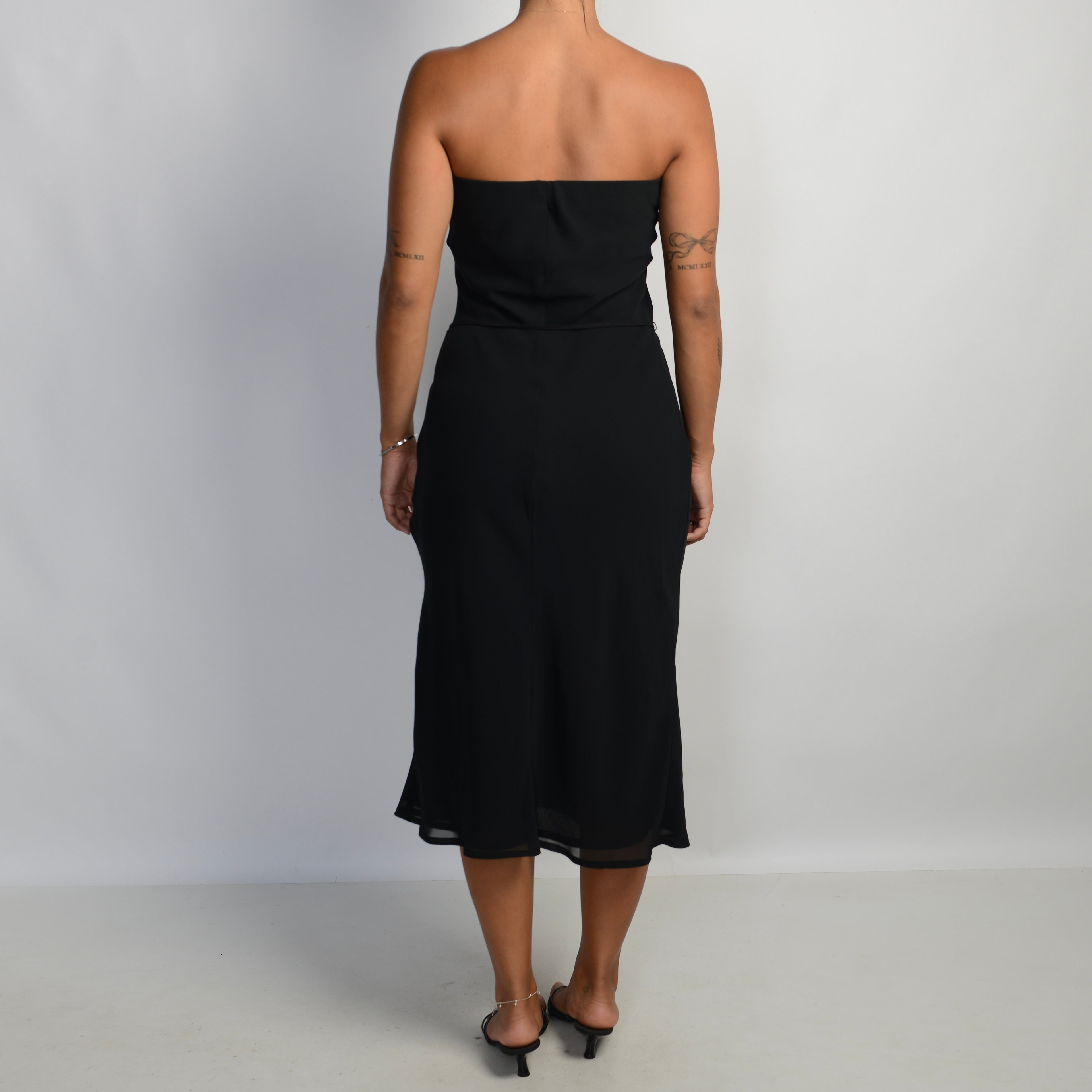 BLACK STRAPLESS MIDI DRESS