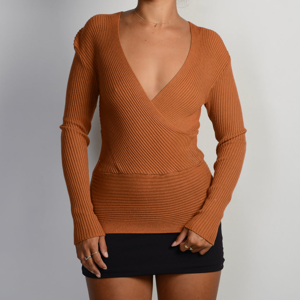 ORANGE RIB TOP