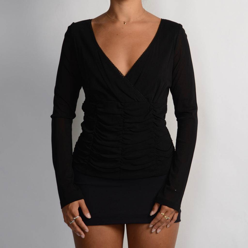 BLACK MESH LONG SLEEVE TOP