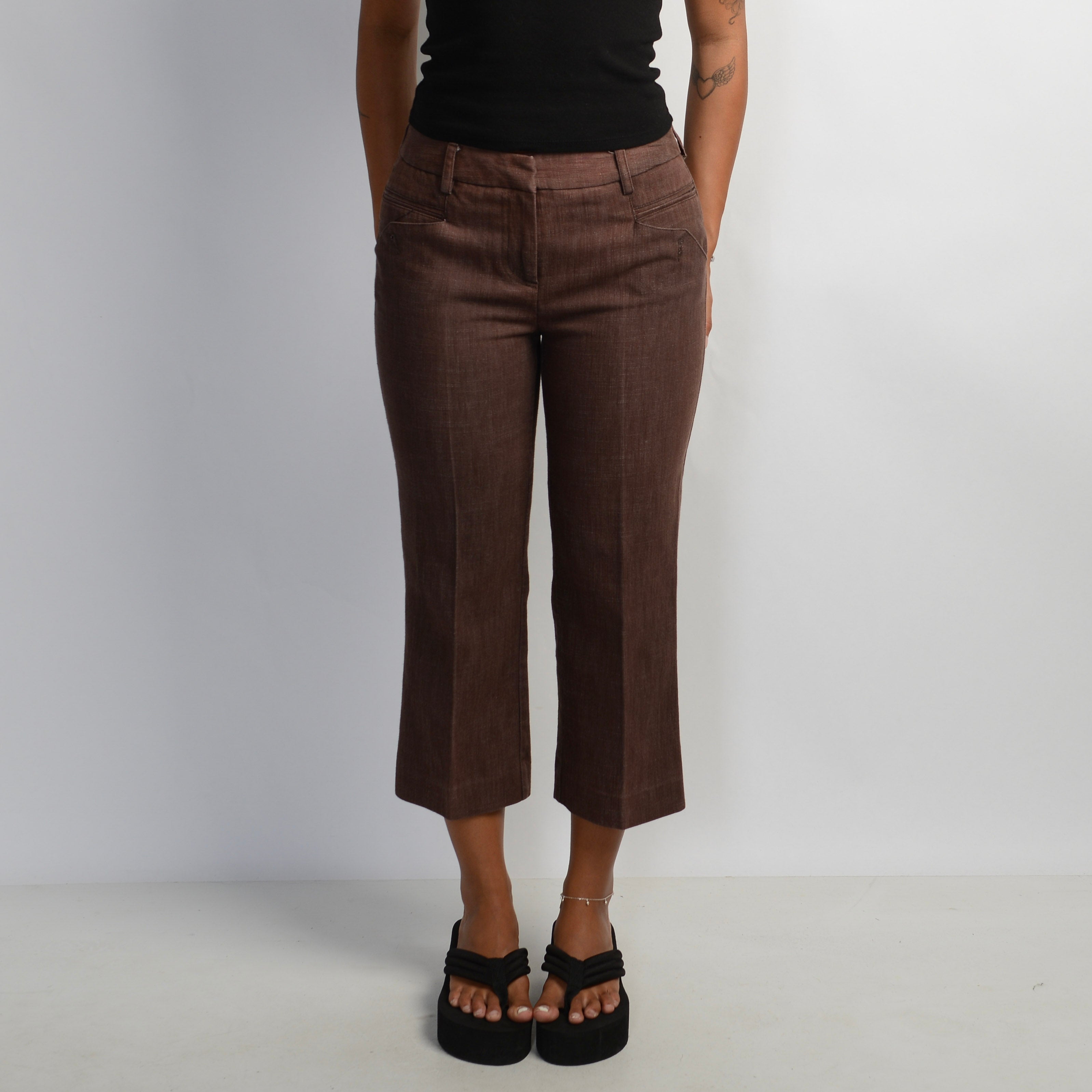 BROWN CAPRI PANTS