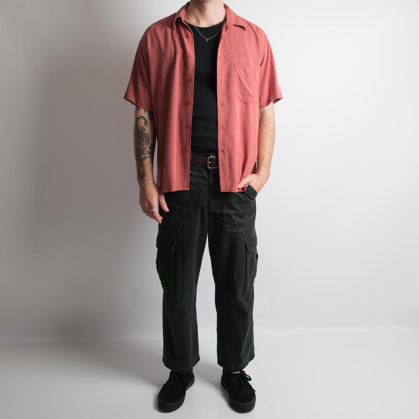 MUTED RED BUTTON UP