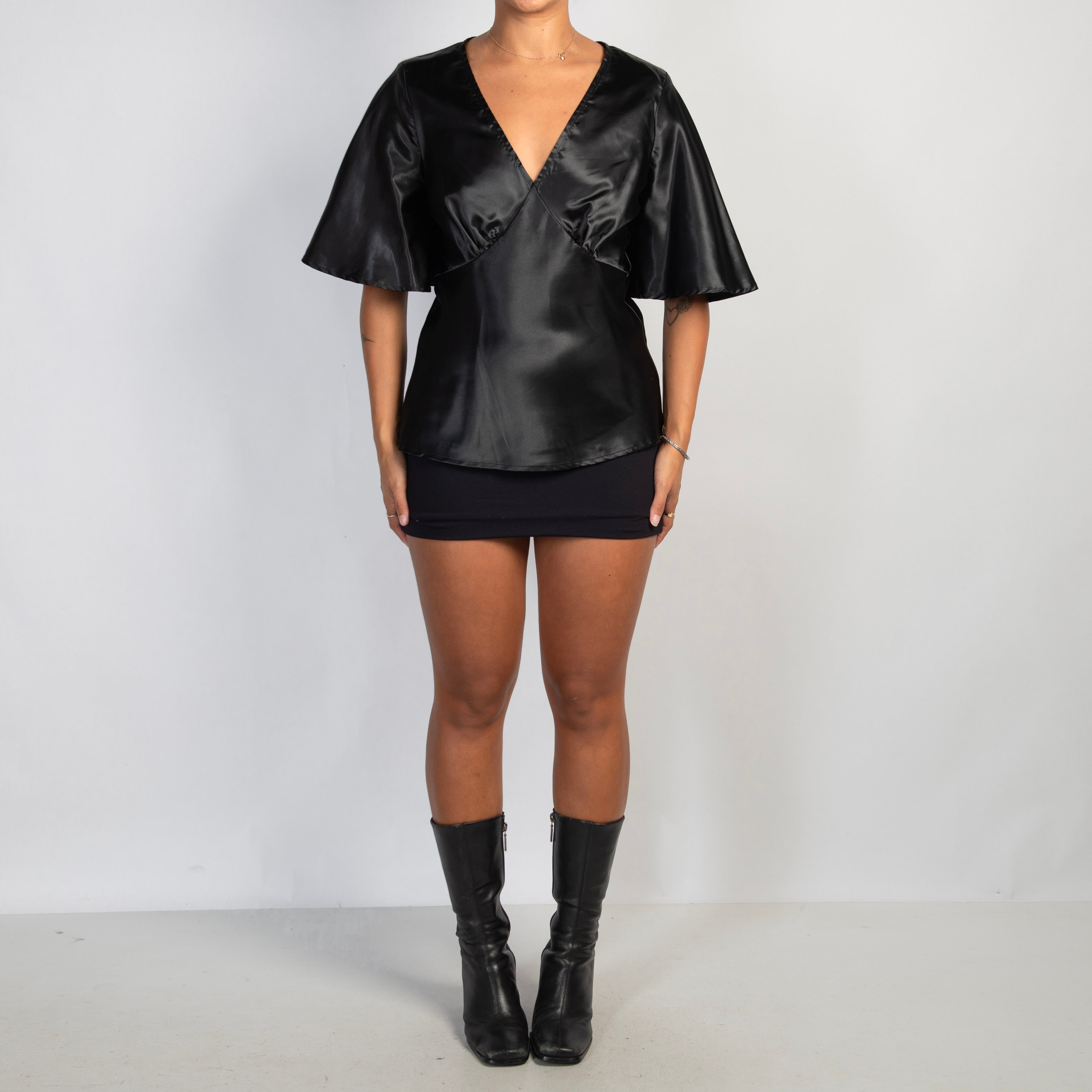 BLACK SATIN TOP