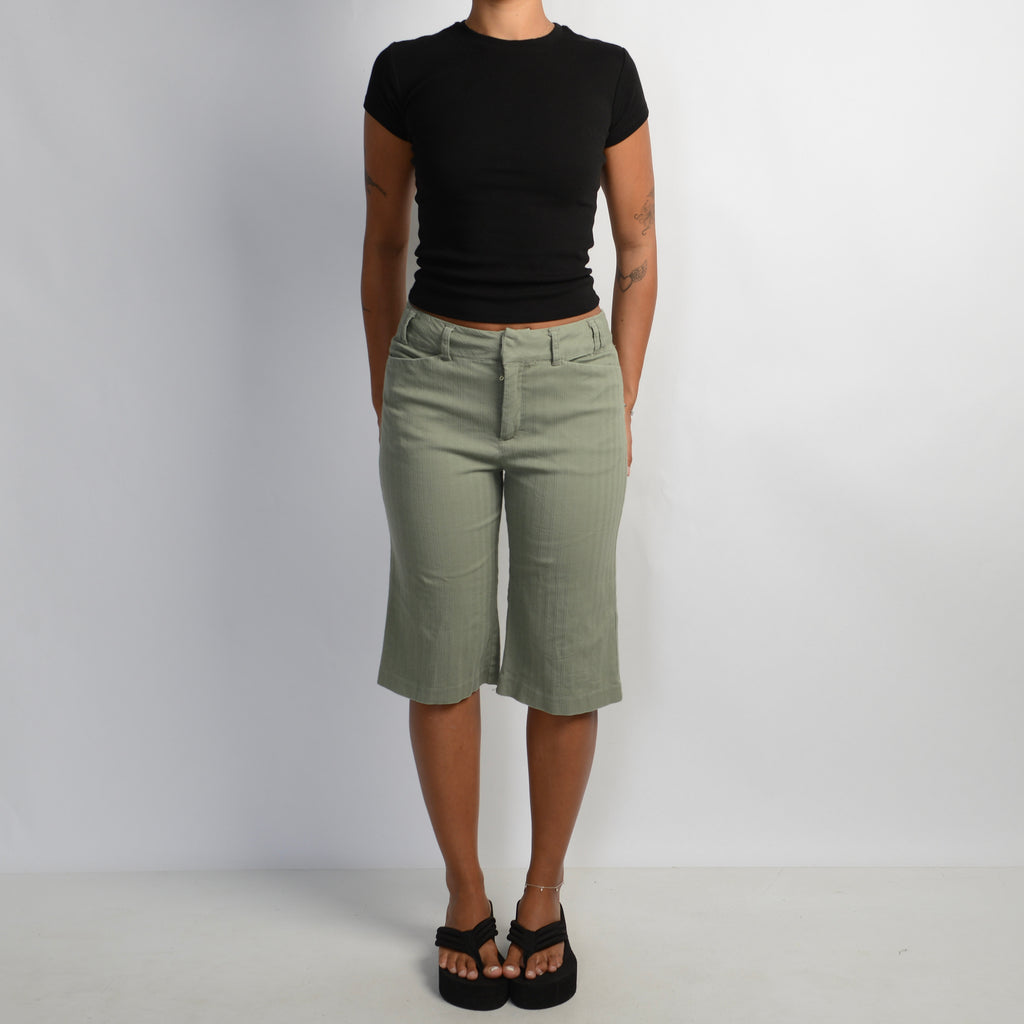 GREEN COTTON CAPRI PANTS
