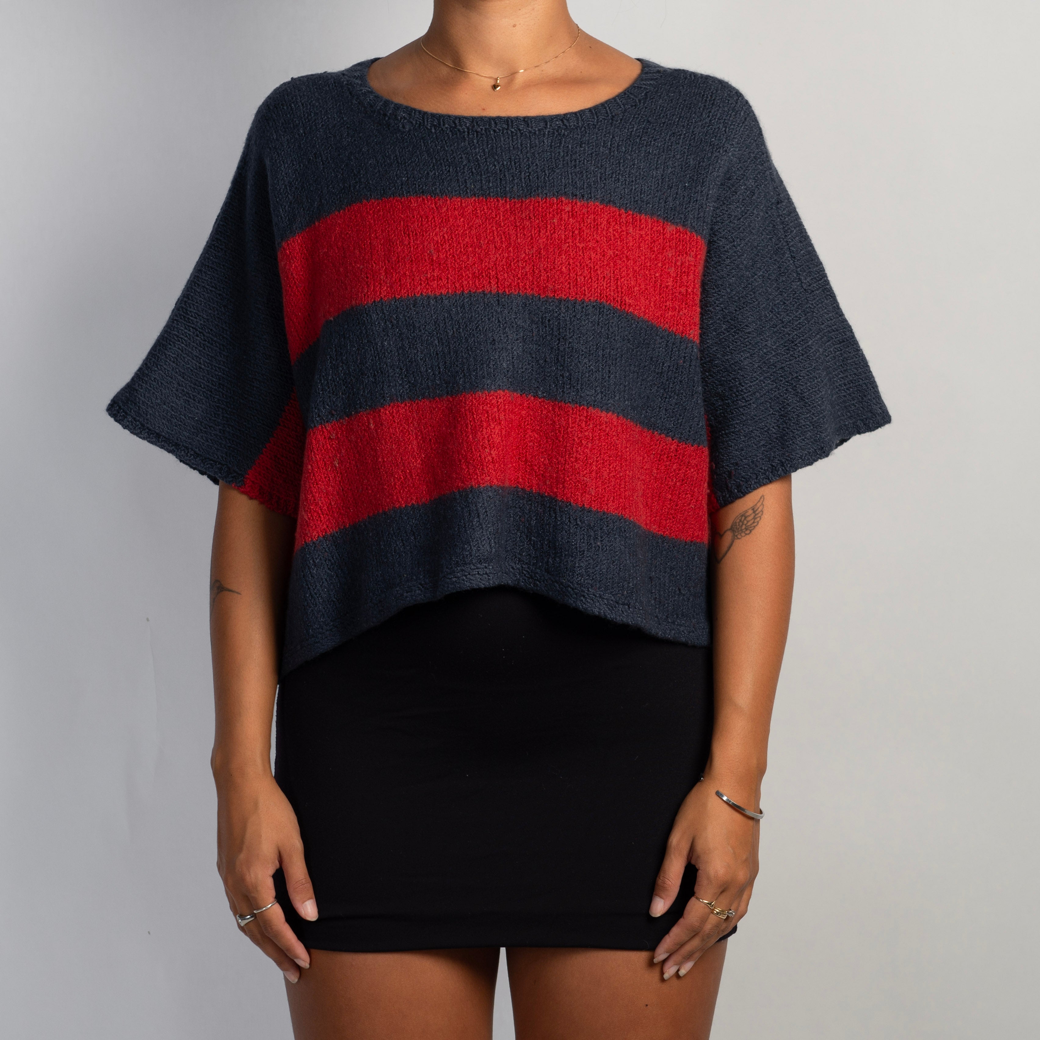 STRIPE KNIT TOP