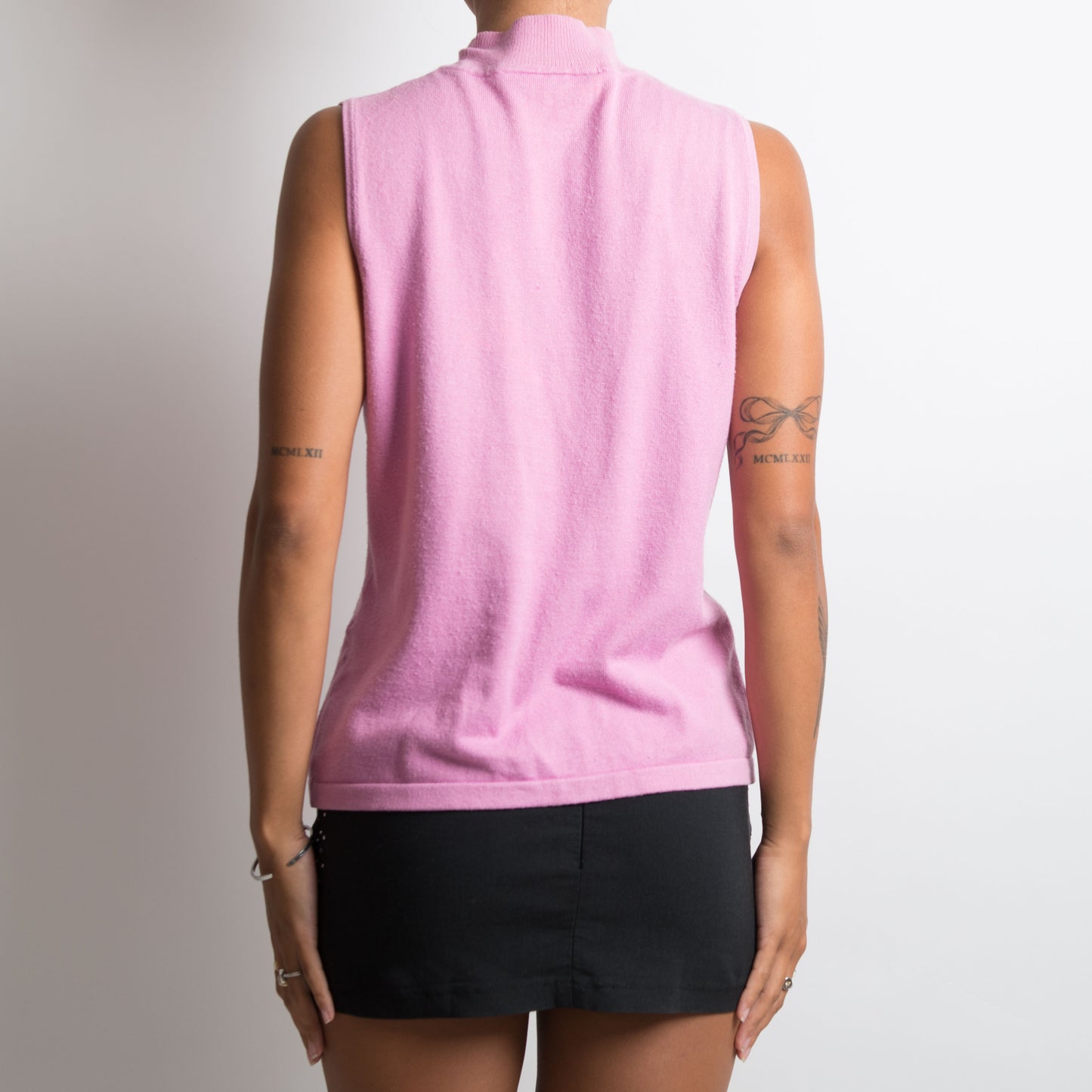 PINK SLEEVELESS MOCKNECK