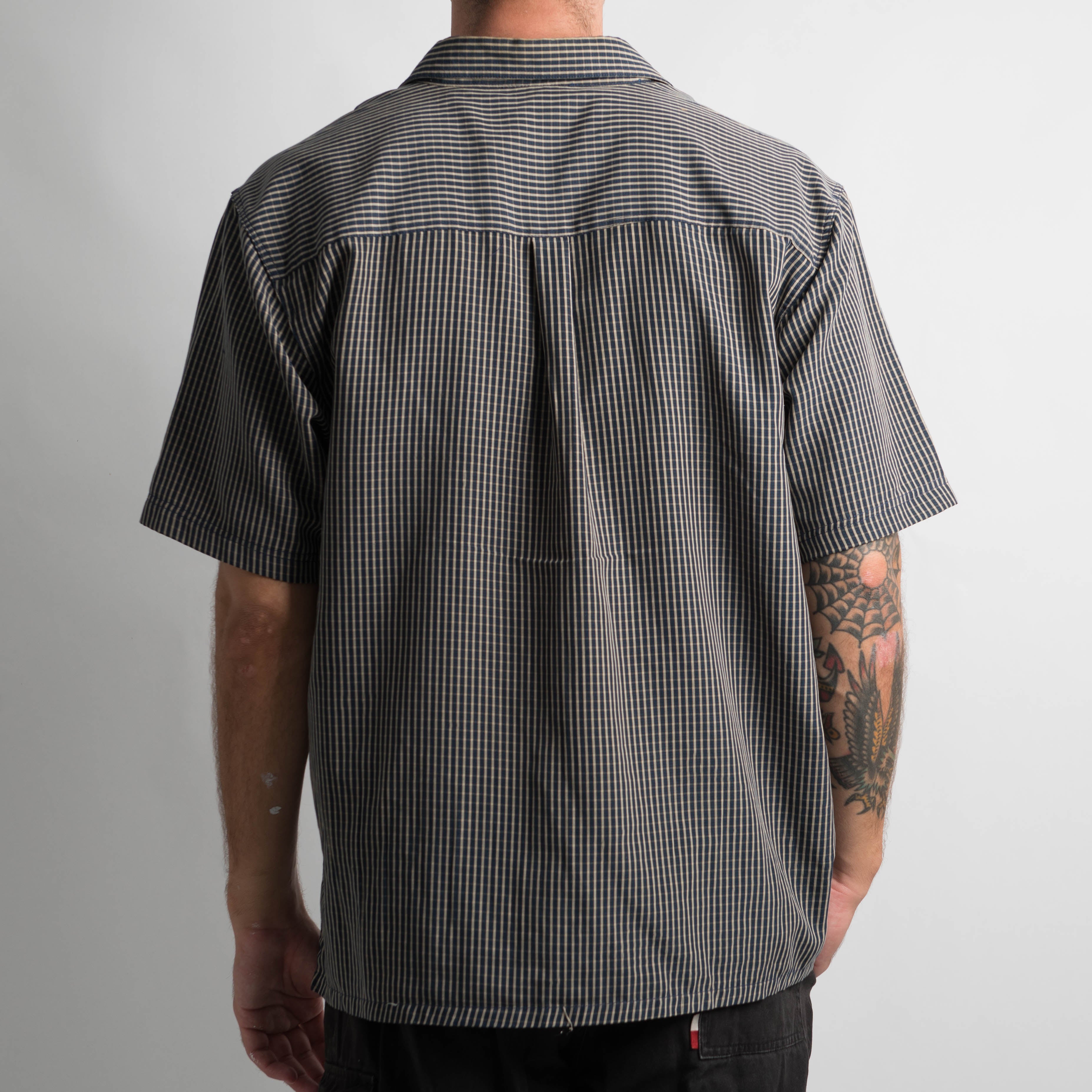 NAVY PLAID BUTTON UP SHIRT