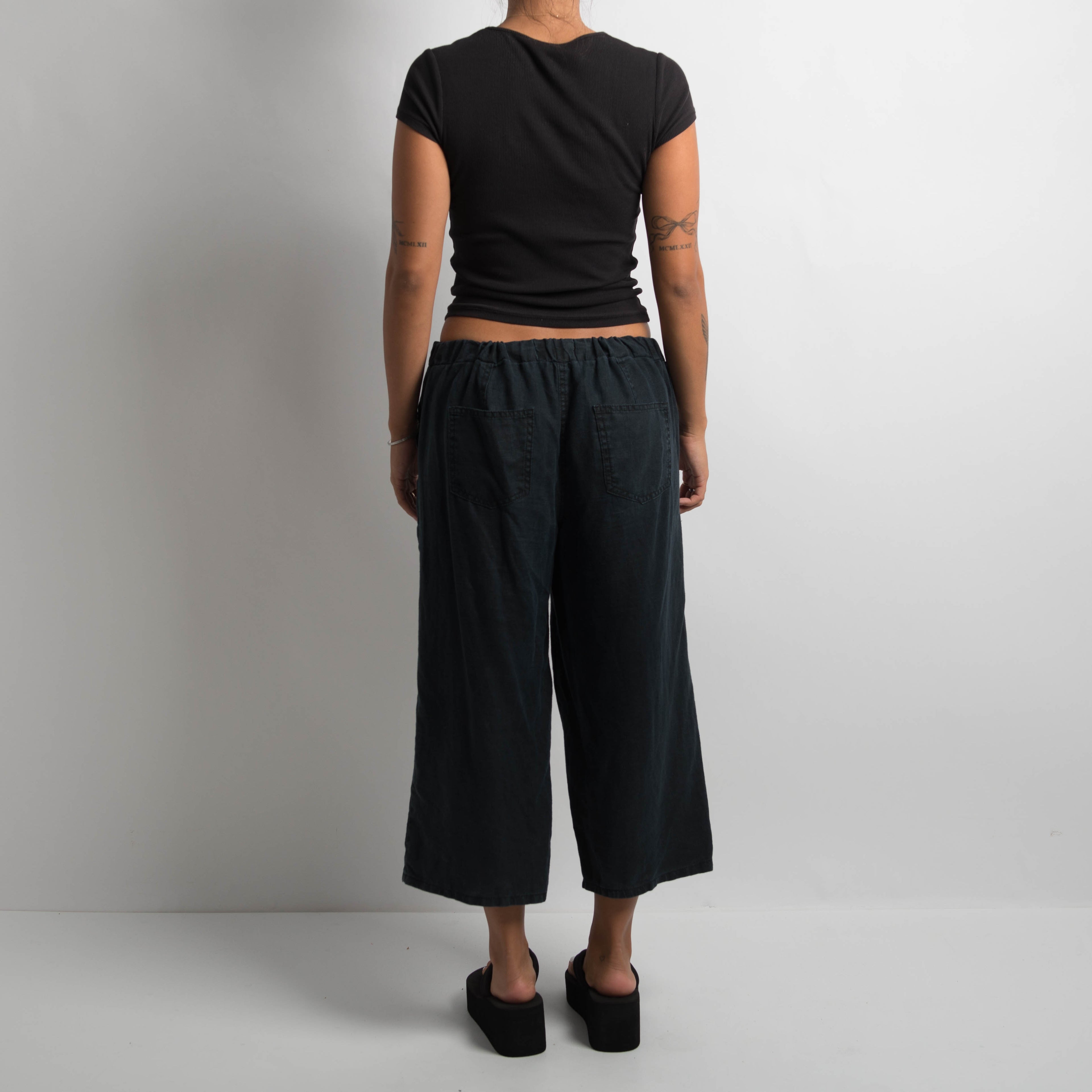 DARK CROP LINEN PANTS