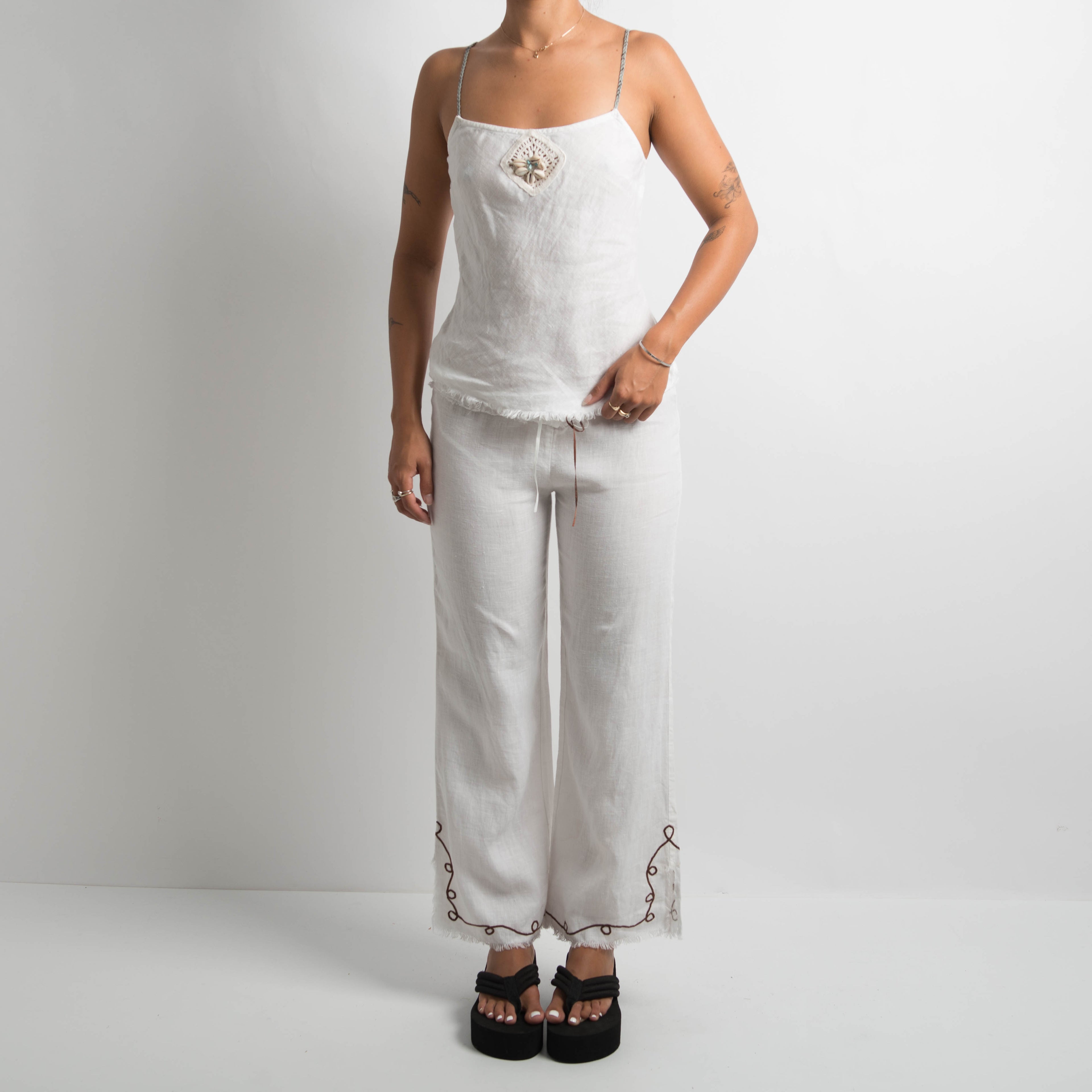WHITE LINEN 2 PIECE SET