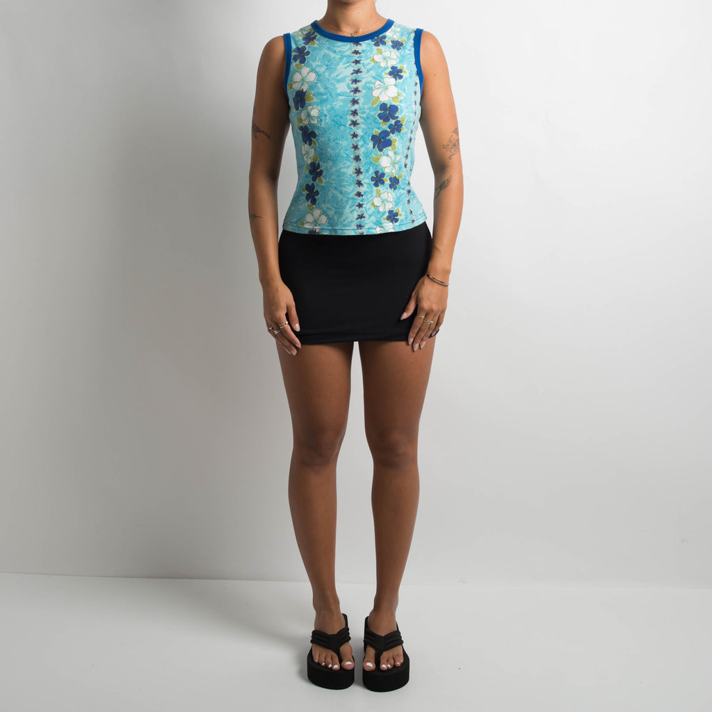 SLEEVELESS FLORAL TOP