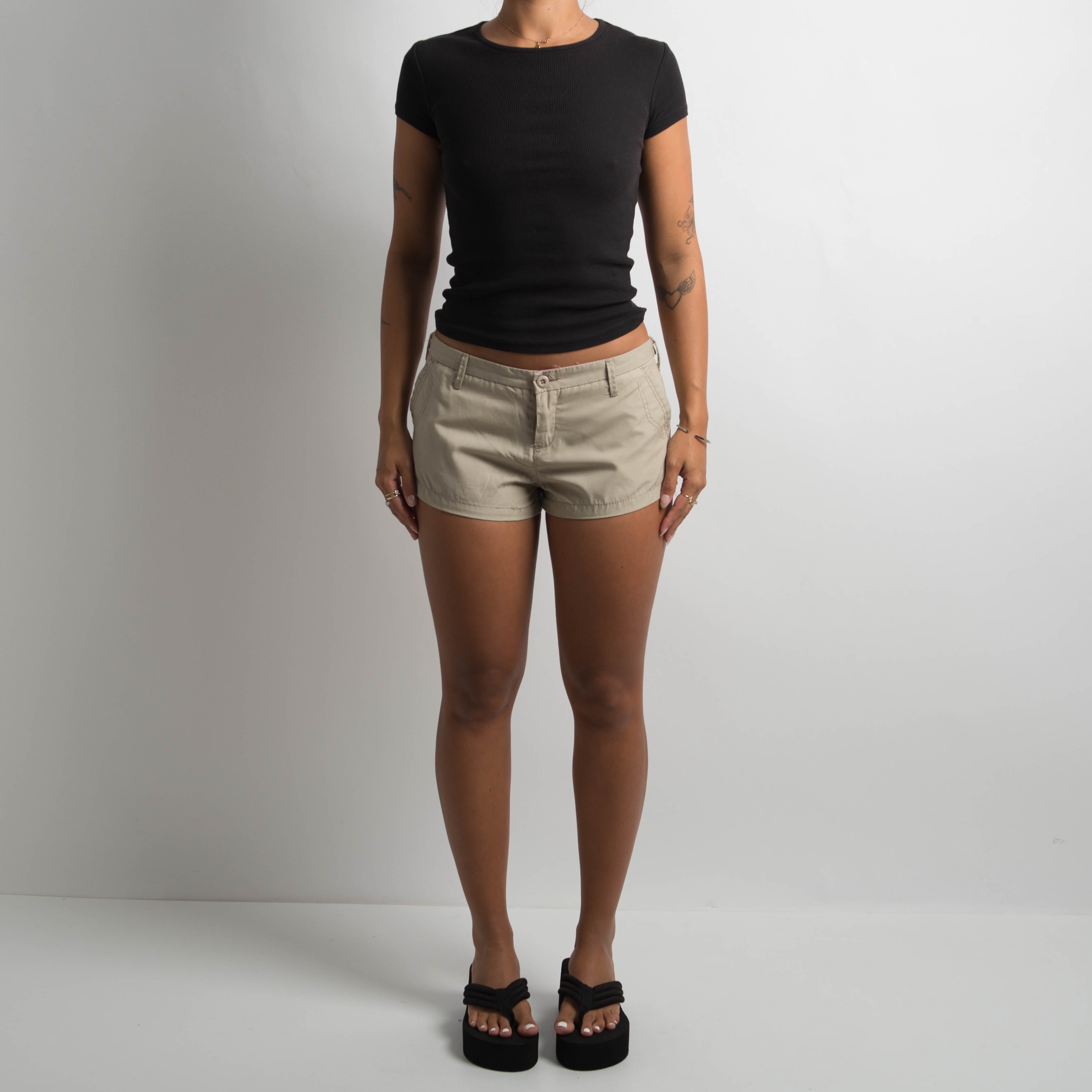 BEIGE LOW RISE SHORTS